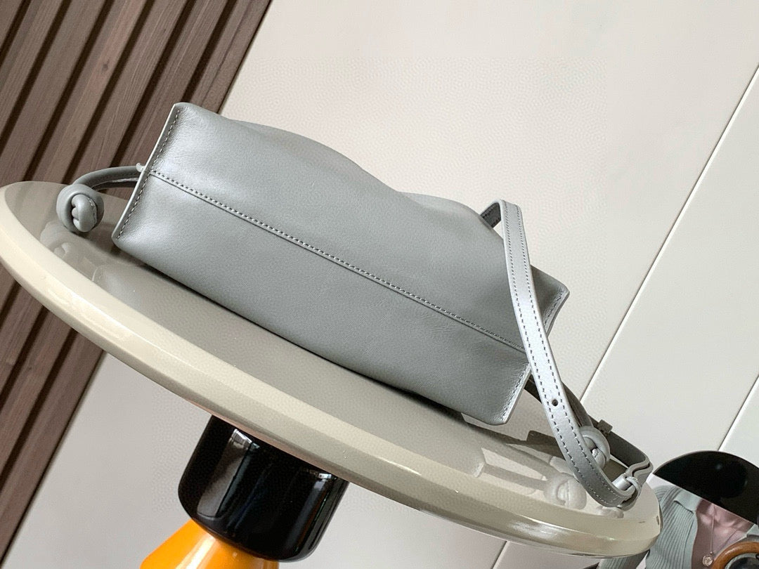 LuxluxHouse Best Quality Bags Loewe Women