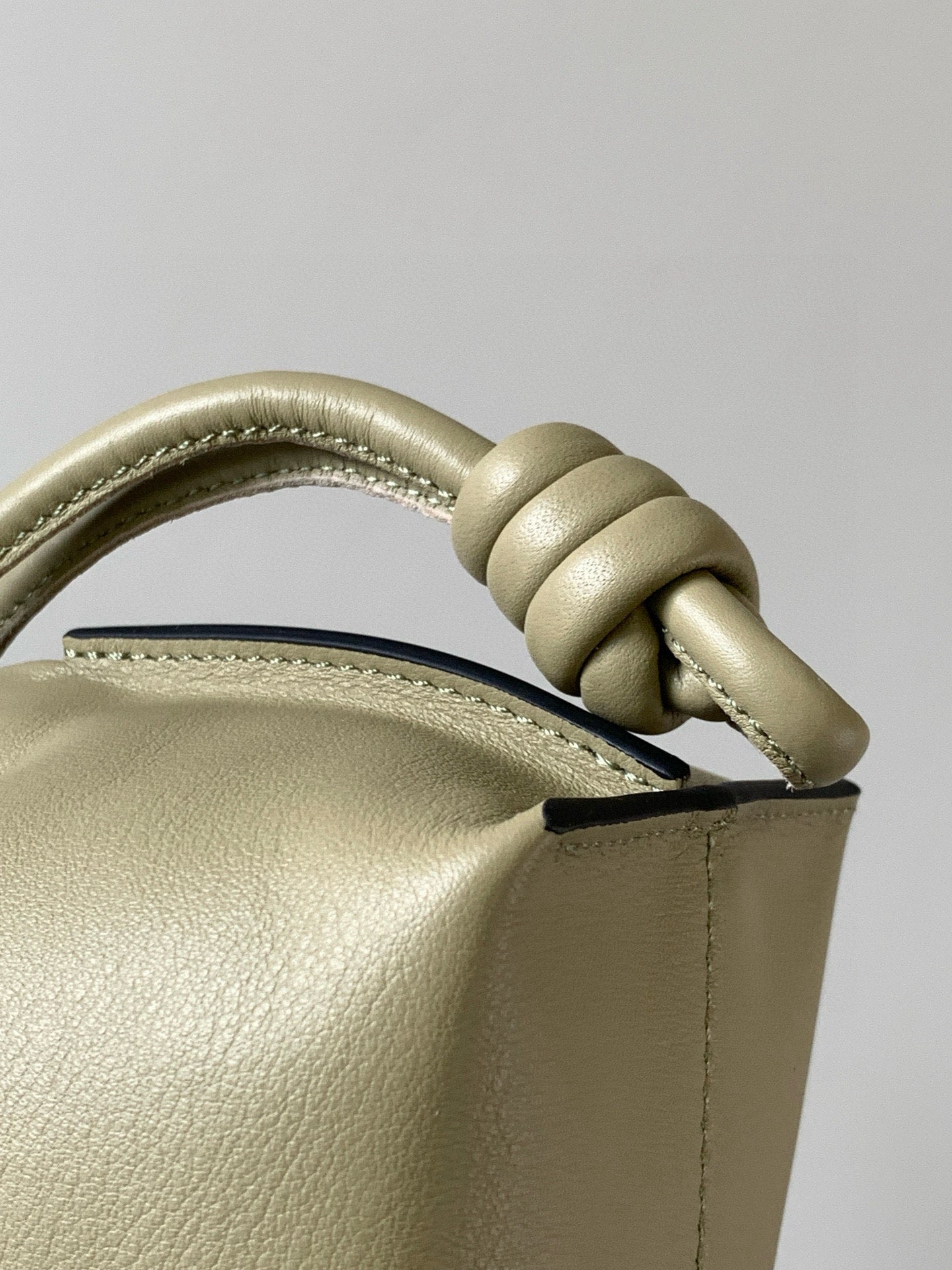 LuxluxHouse Best Quality Bags Loewe Women