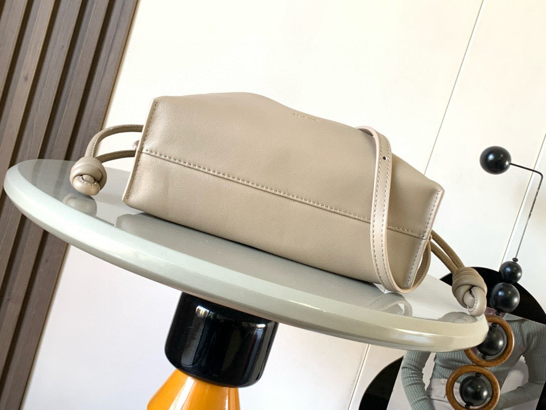 LuxluxHouse Best Quality Bags Loewe Women