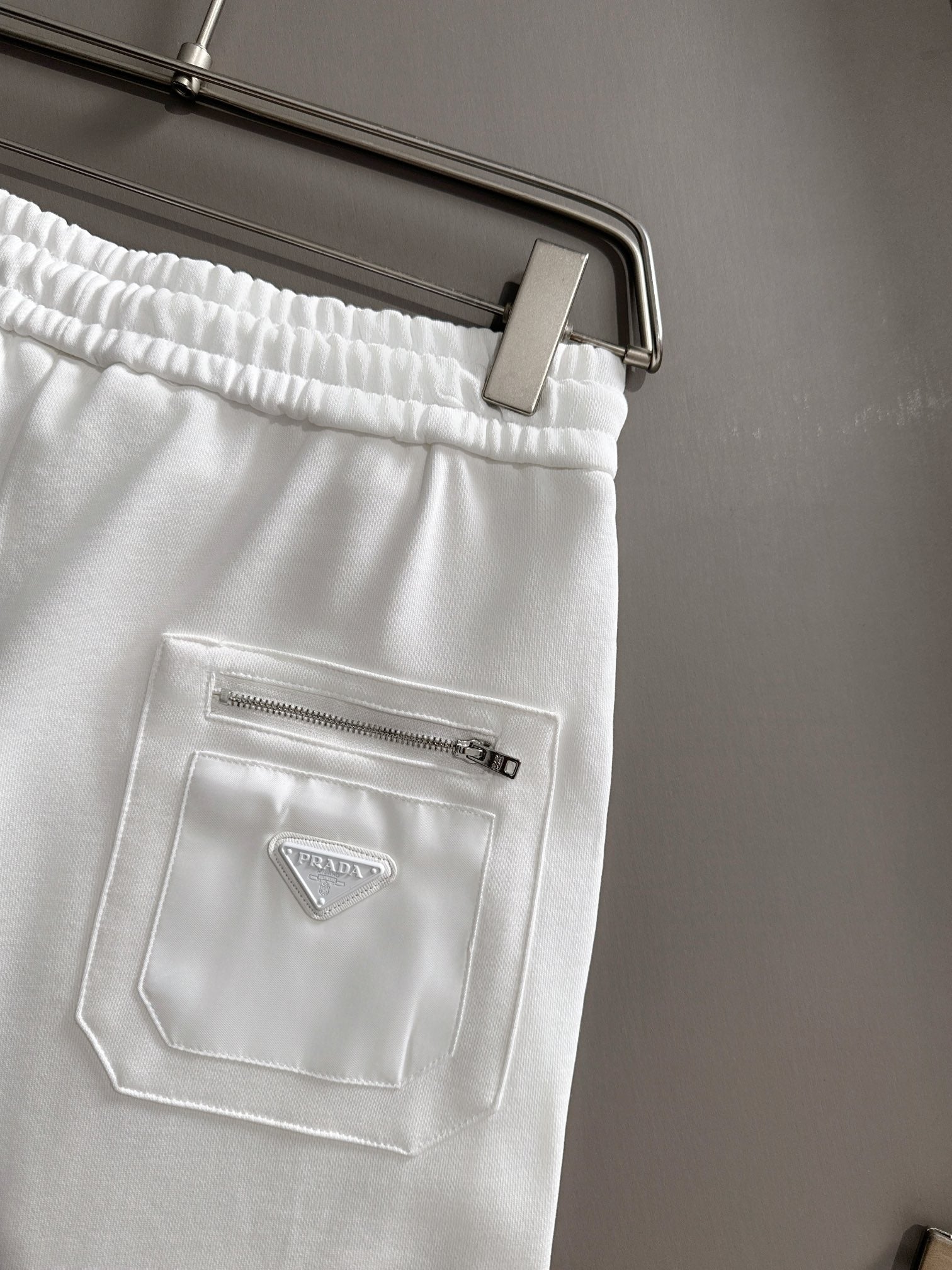 LuxluxHouse Best Quality Clothes Pants Prada