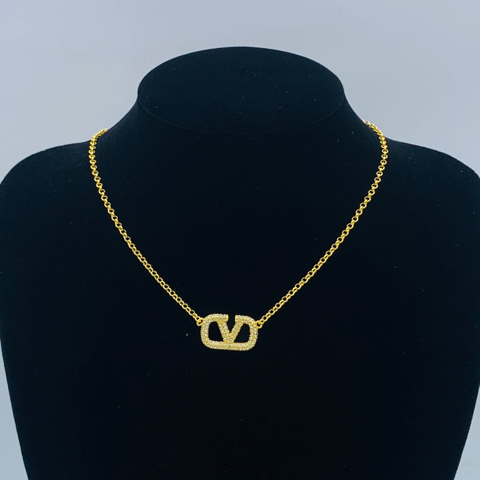 LuxluxHouse Low Price And High Quality Accessories Valentino