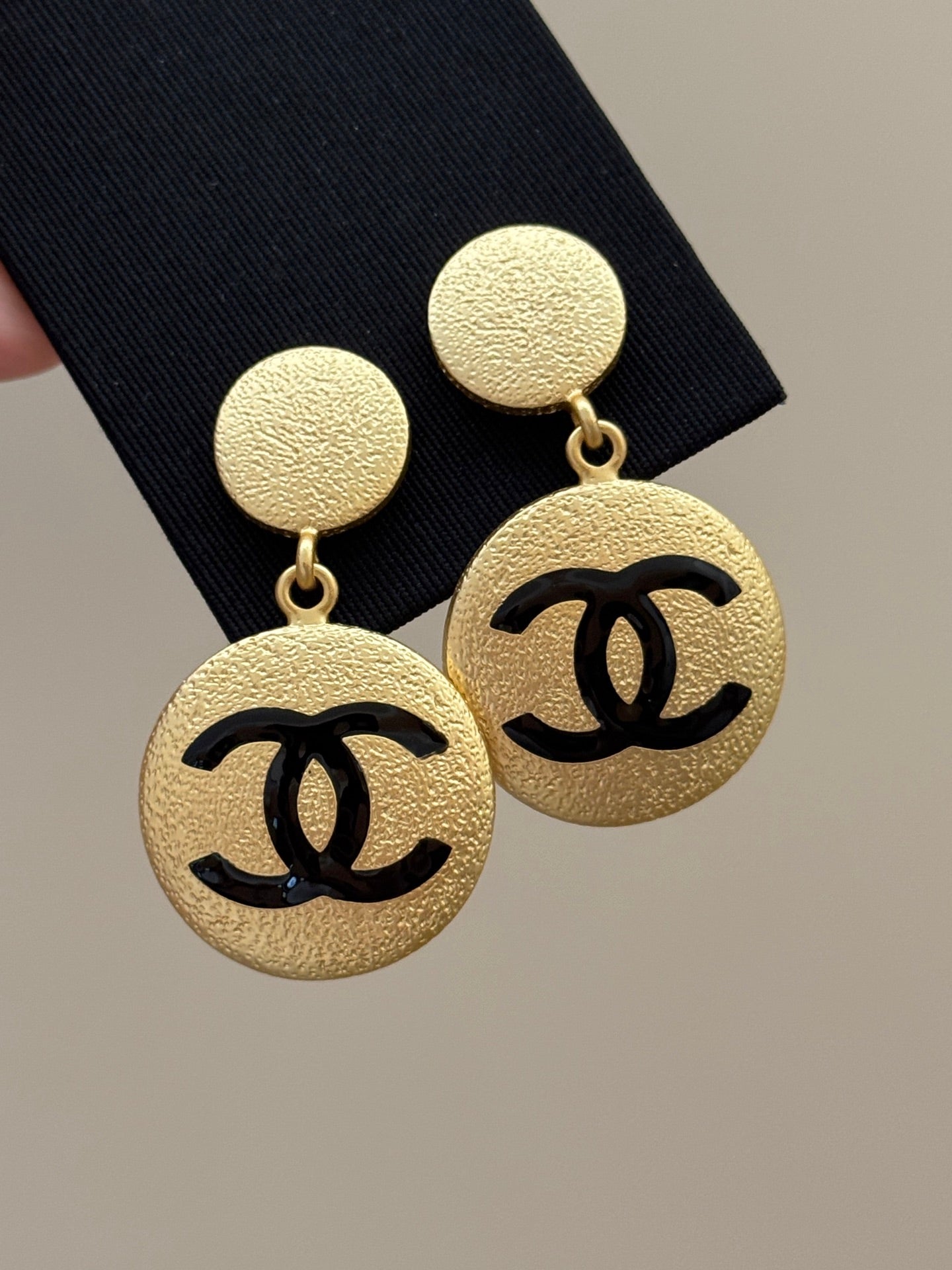 LuxluxHouse Low Price And High Quality Accessories Chanel
