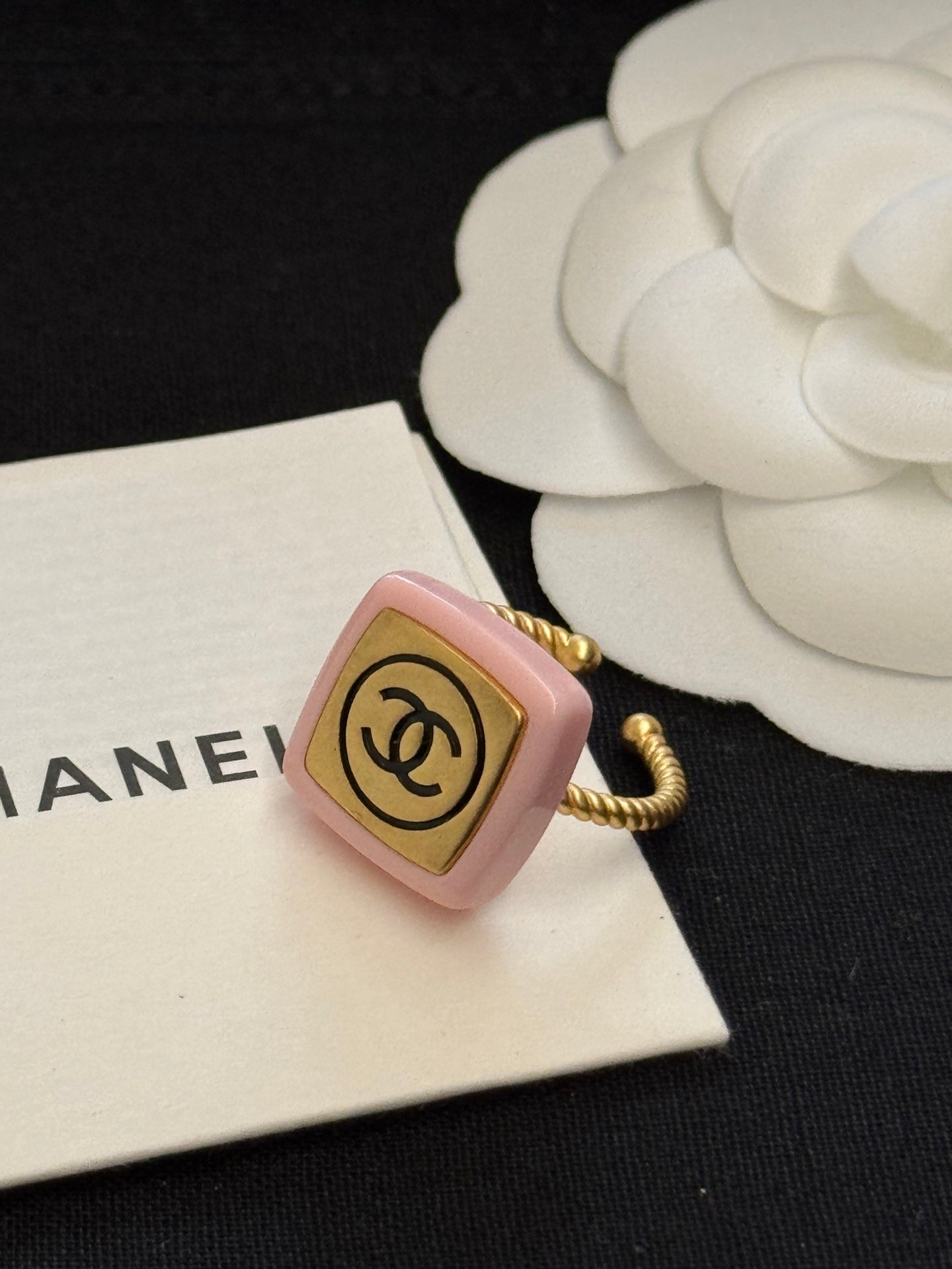 LuxluxHouse Low Price And High Quality Accessories Chanel