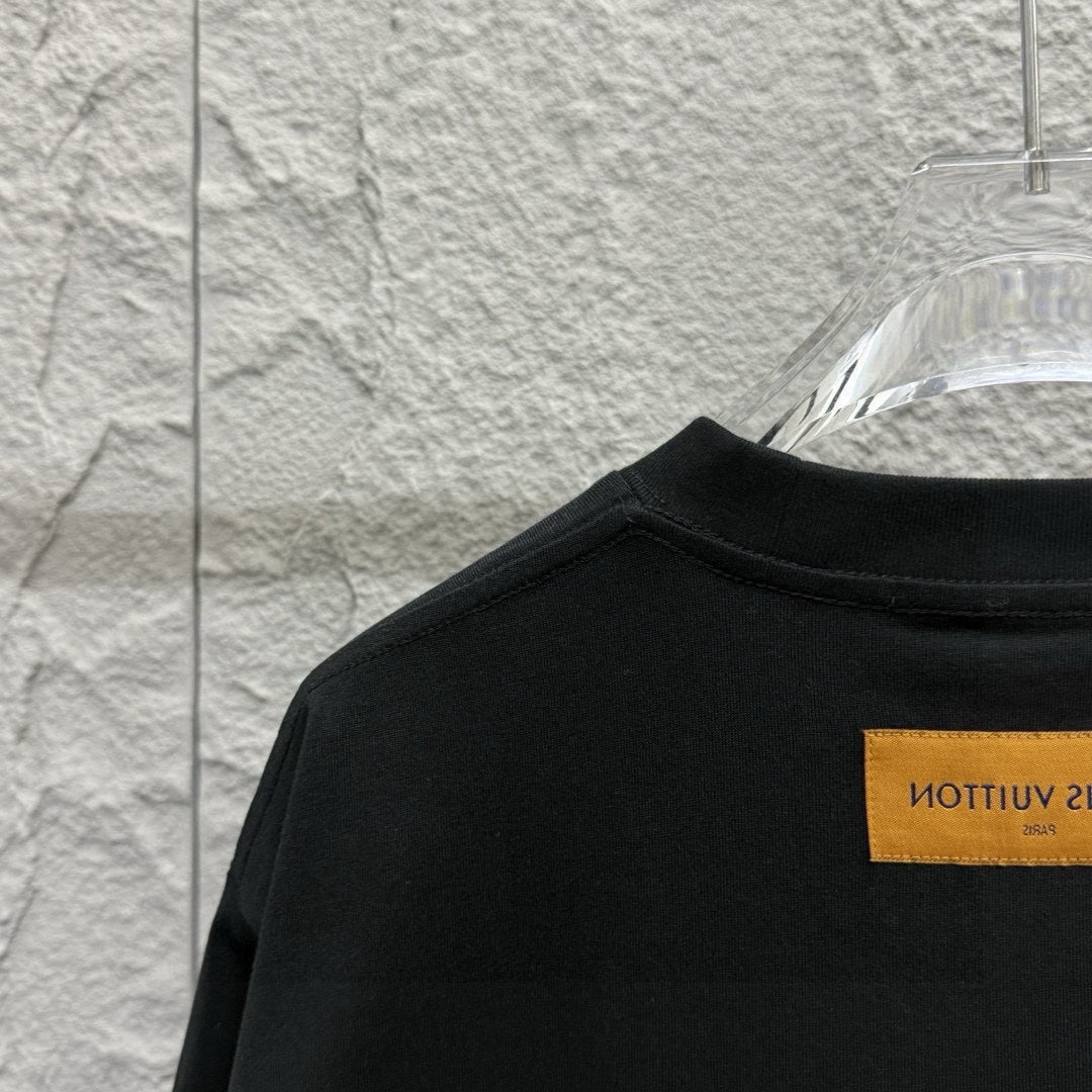 LuxluxHouse Best Quality Clothes T-shirt Louis Vuitton