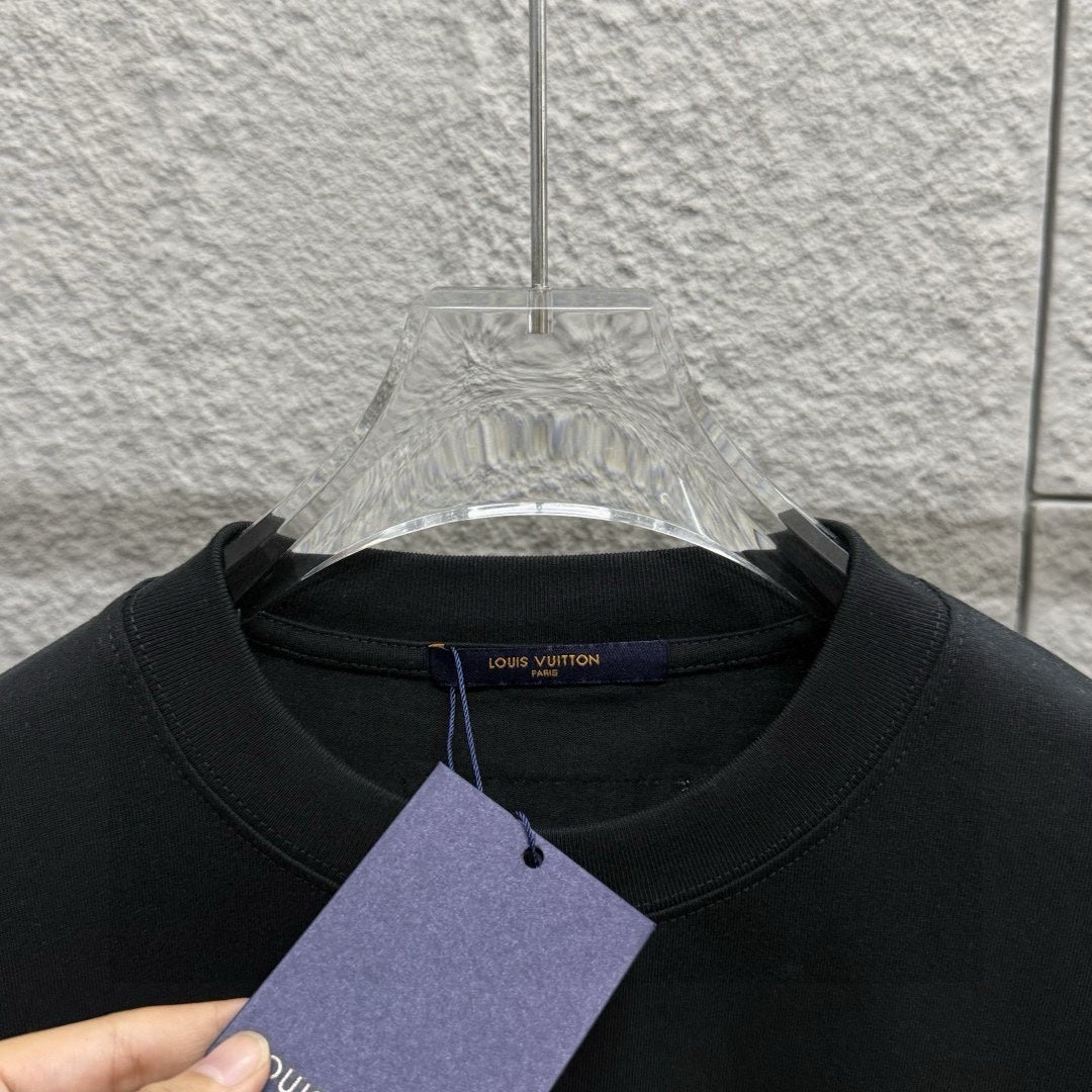 LuxluxHouse Best Quality Clothes T-shirt Louis Vuitton