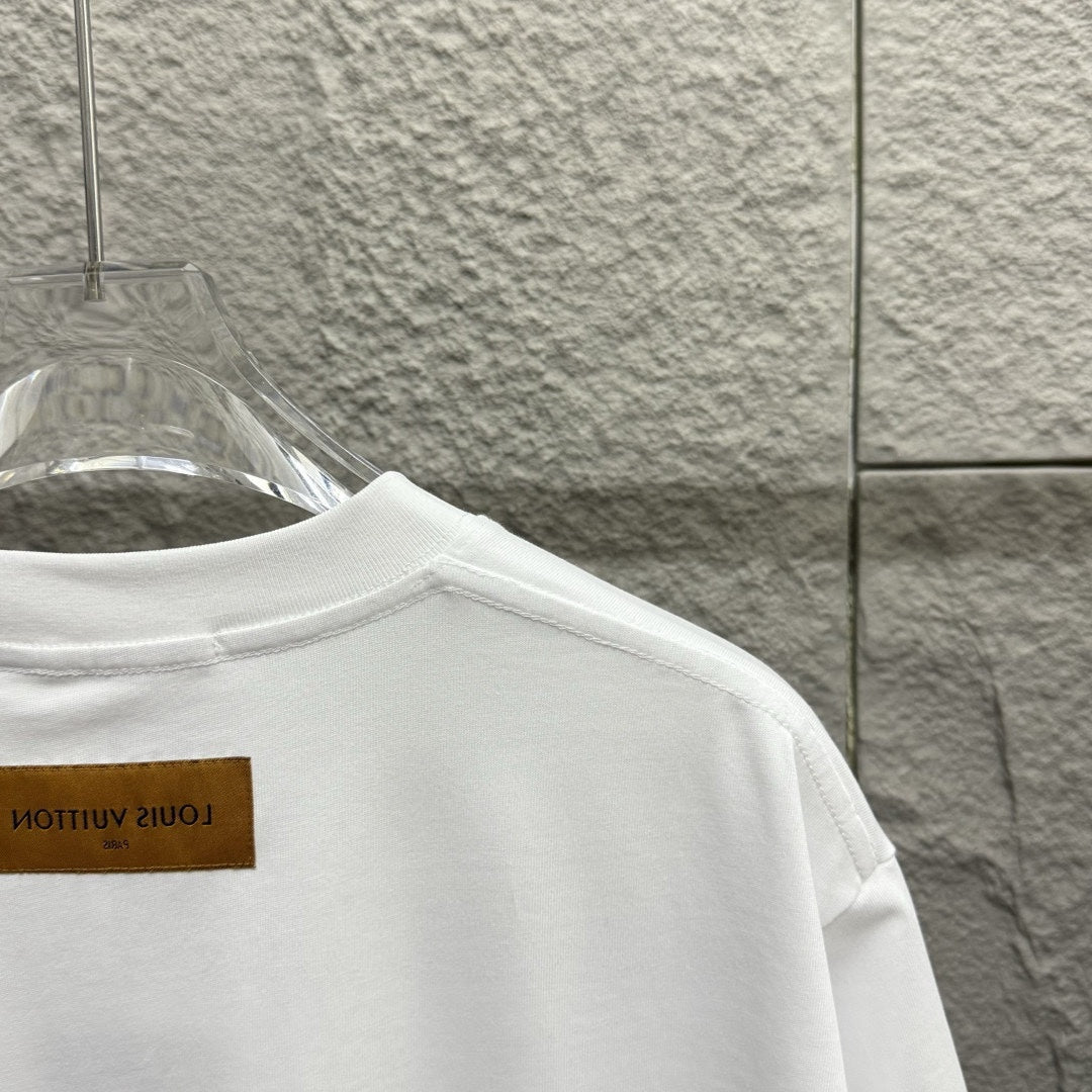 LuxluxHouse Best Quality Clothes T-shirt Louis Vuitton