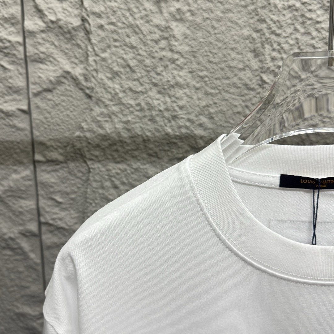 LuxluxHouse Best Quality Clothes T-shirt Louis Vuitton