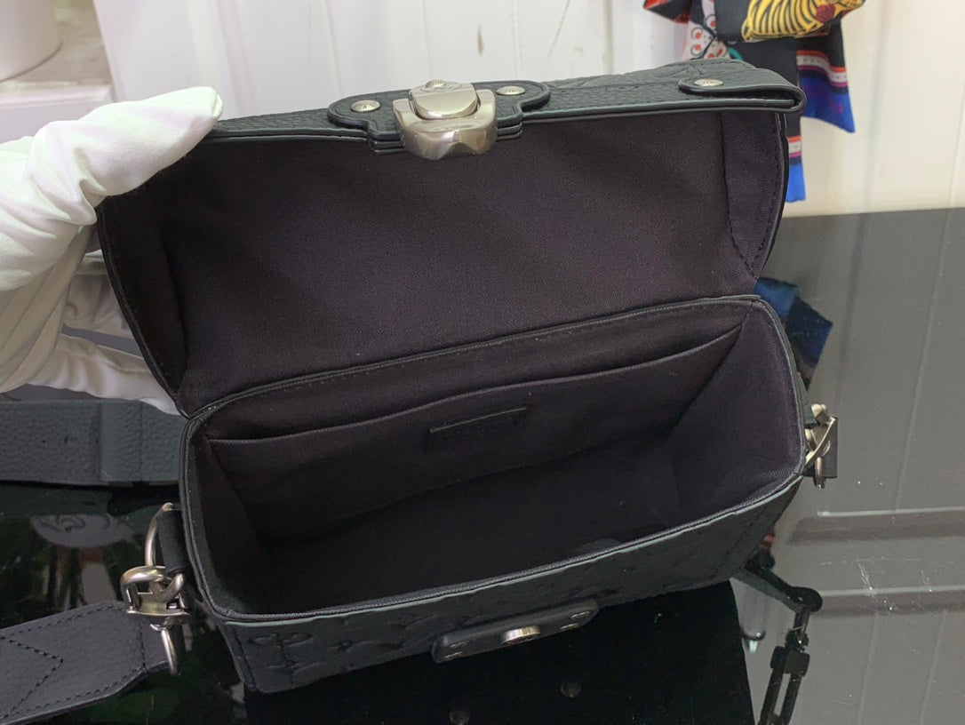LuxluxHouse Best Quality Bags Louis Vuitton Men