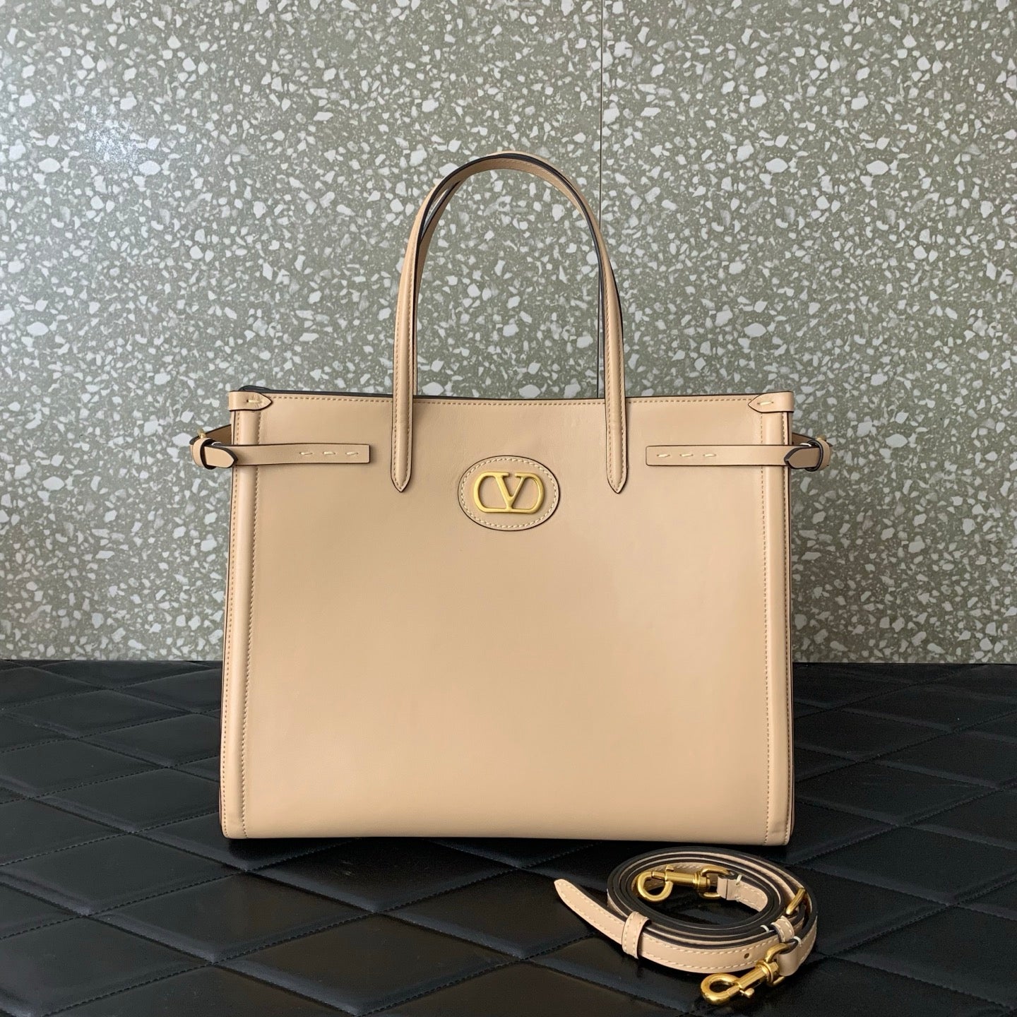 LuxluxHouse Best Quality Bags Valentino Women