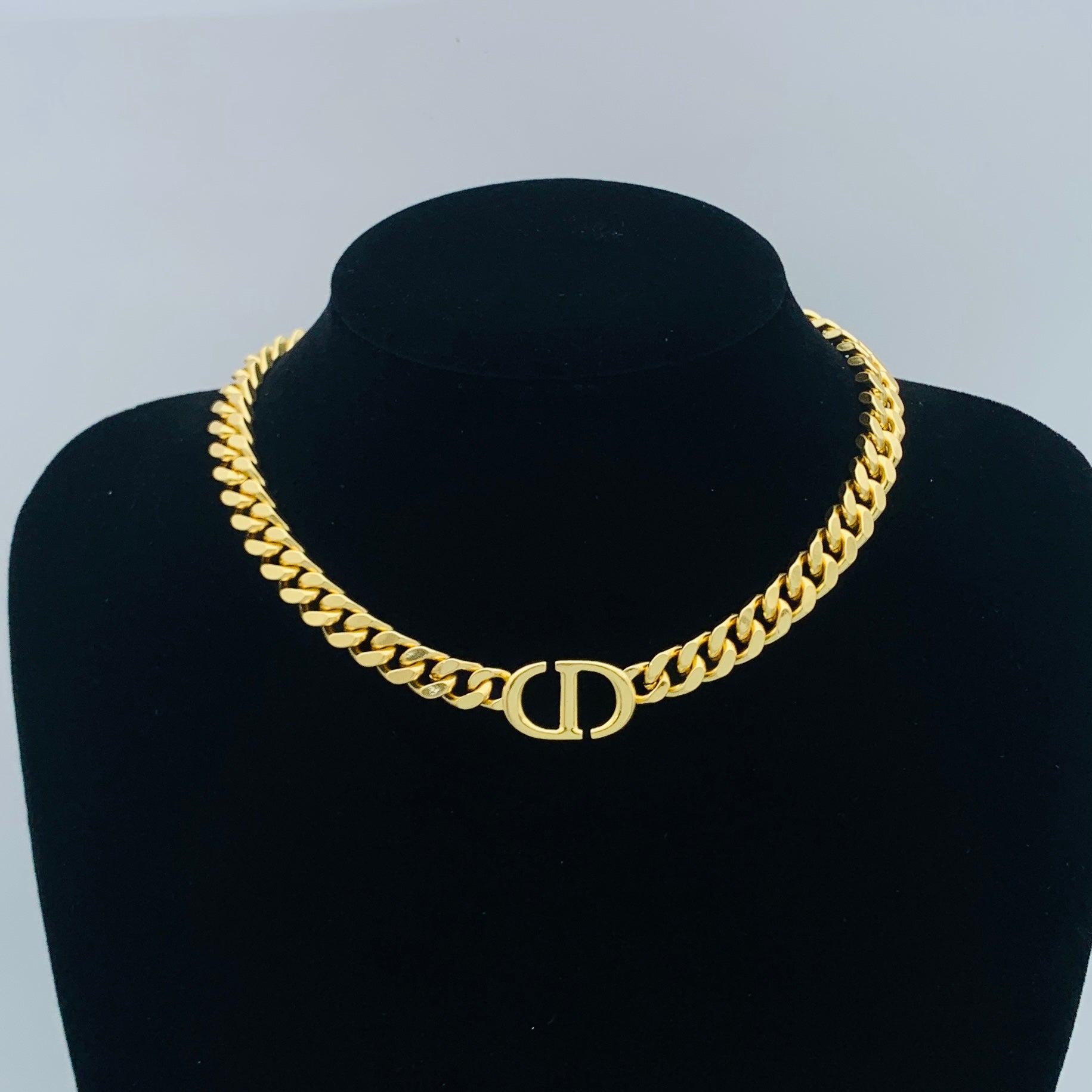 LuxluxHouse Low Price And High Quality Accessories Dior