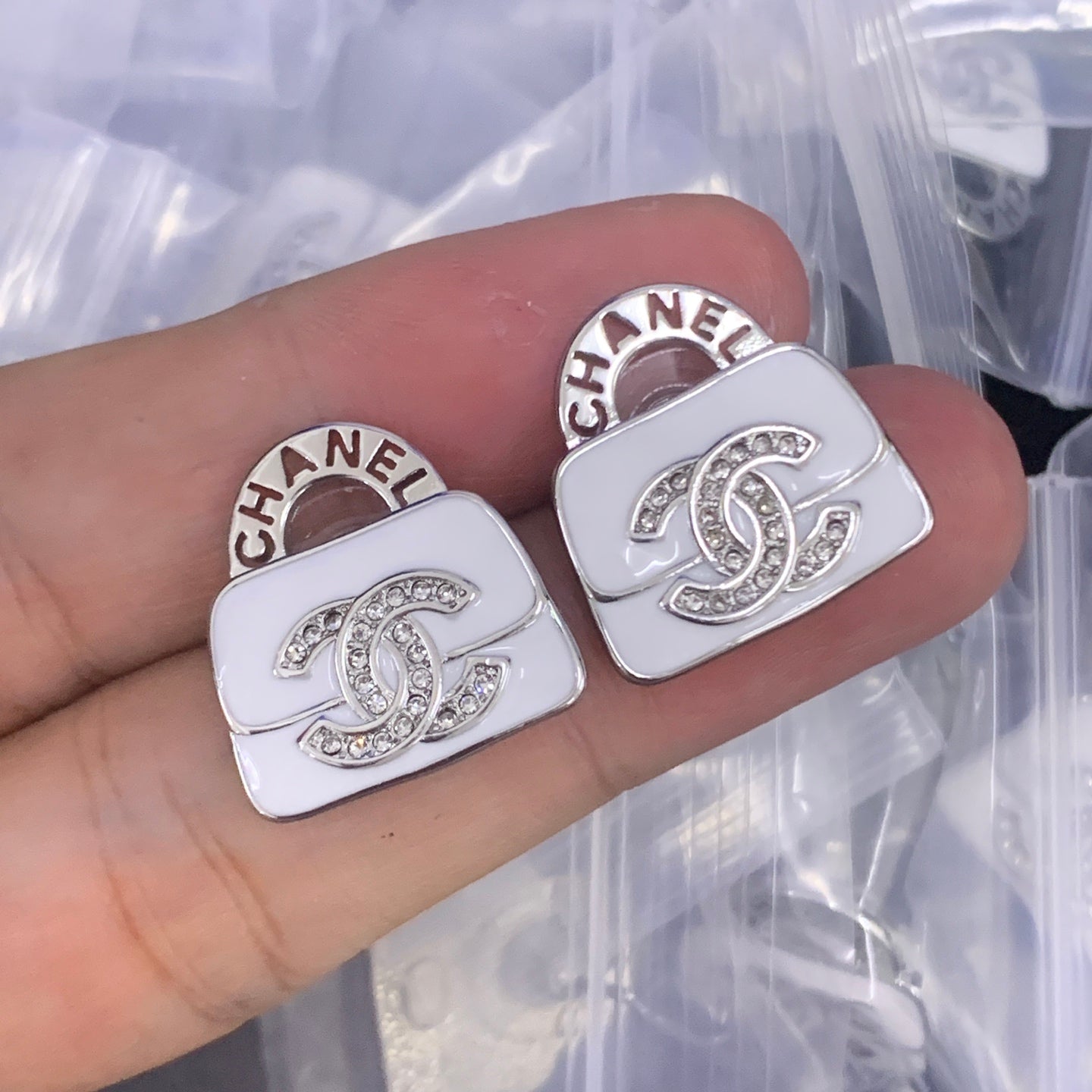 LuxluxHouse Low Price And High Quality Accessories Chanel