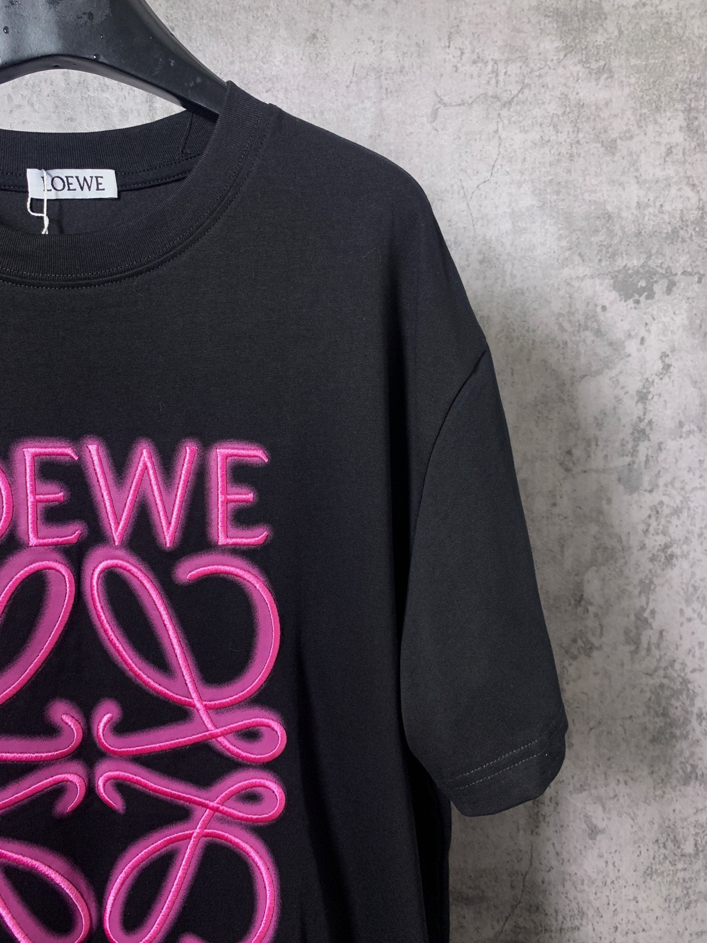 LuxluxHouse Best Quality Clothes T-shirt Loewe