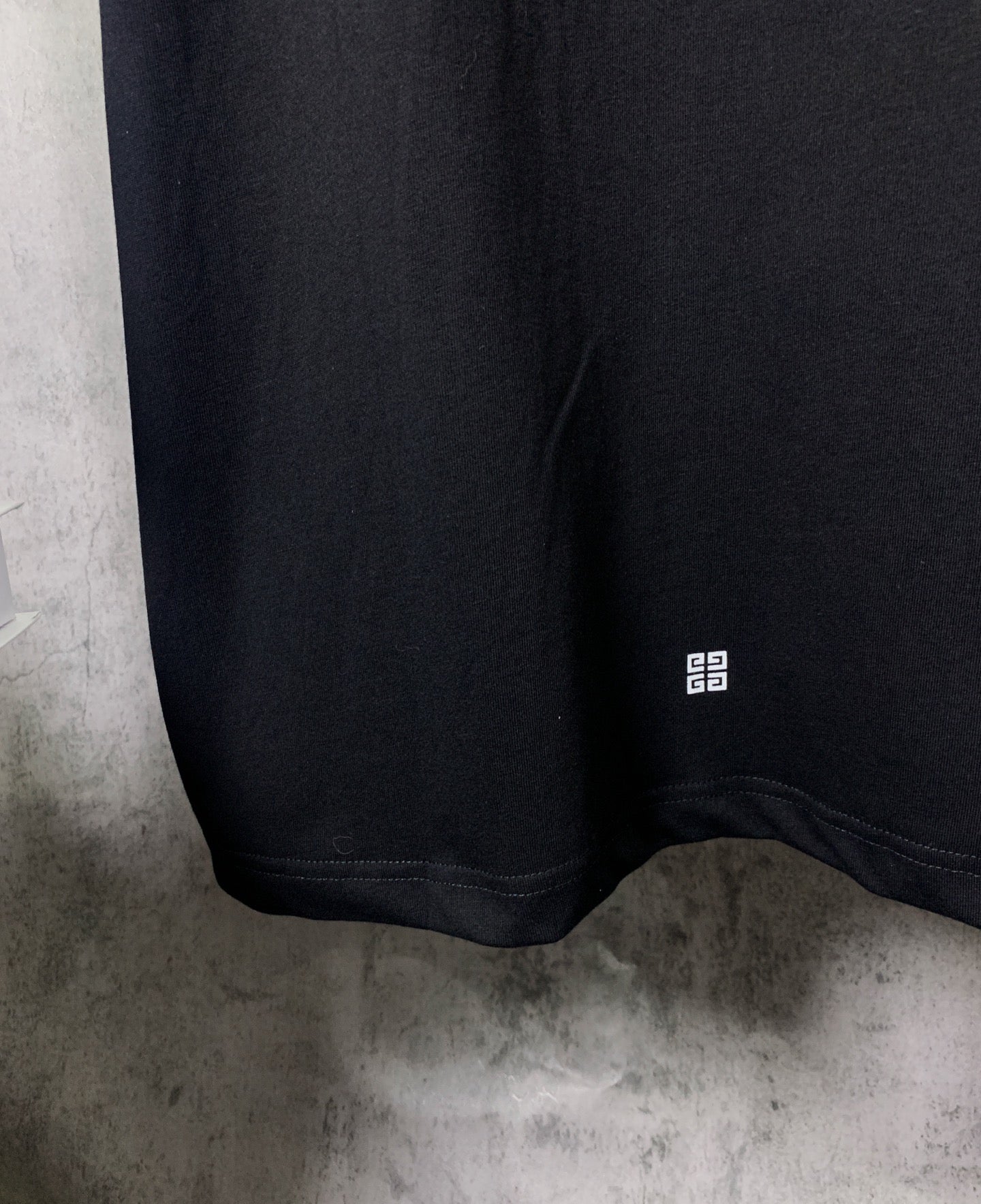 LuxluxHouse Best Quality Clothes Givenchy T-shirt