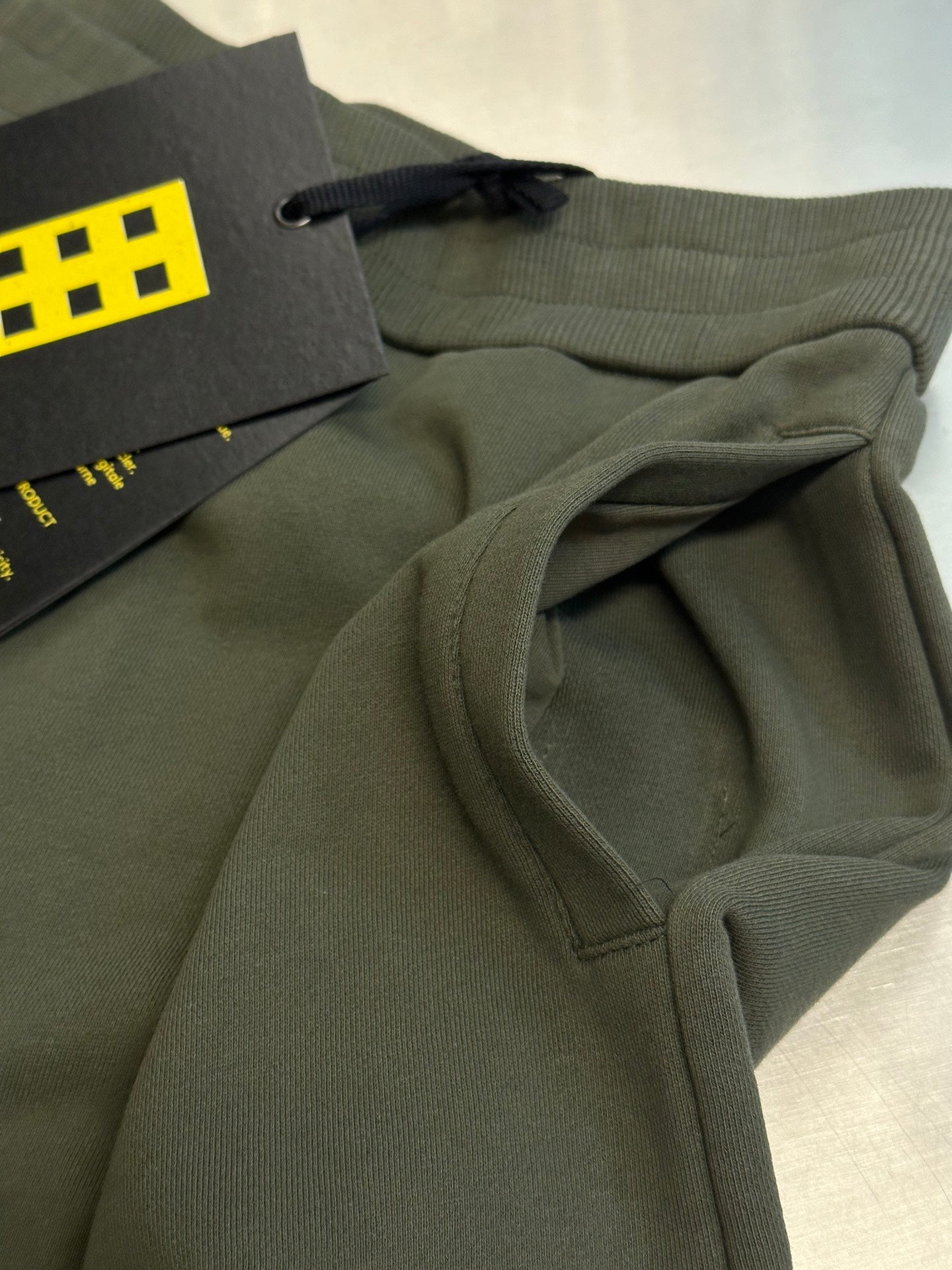 LuxluxHouse Best Quality Clothes Pants Moncler