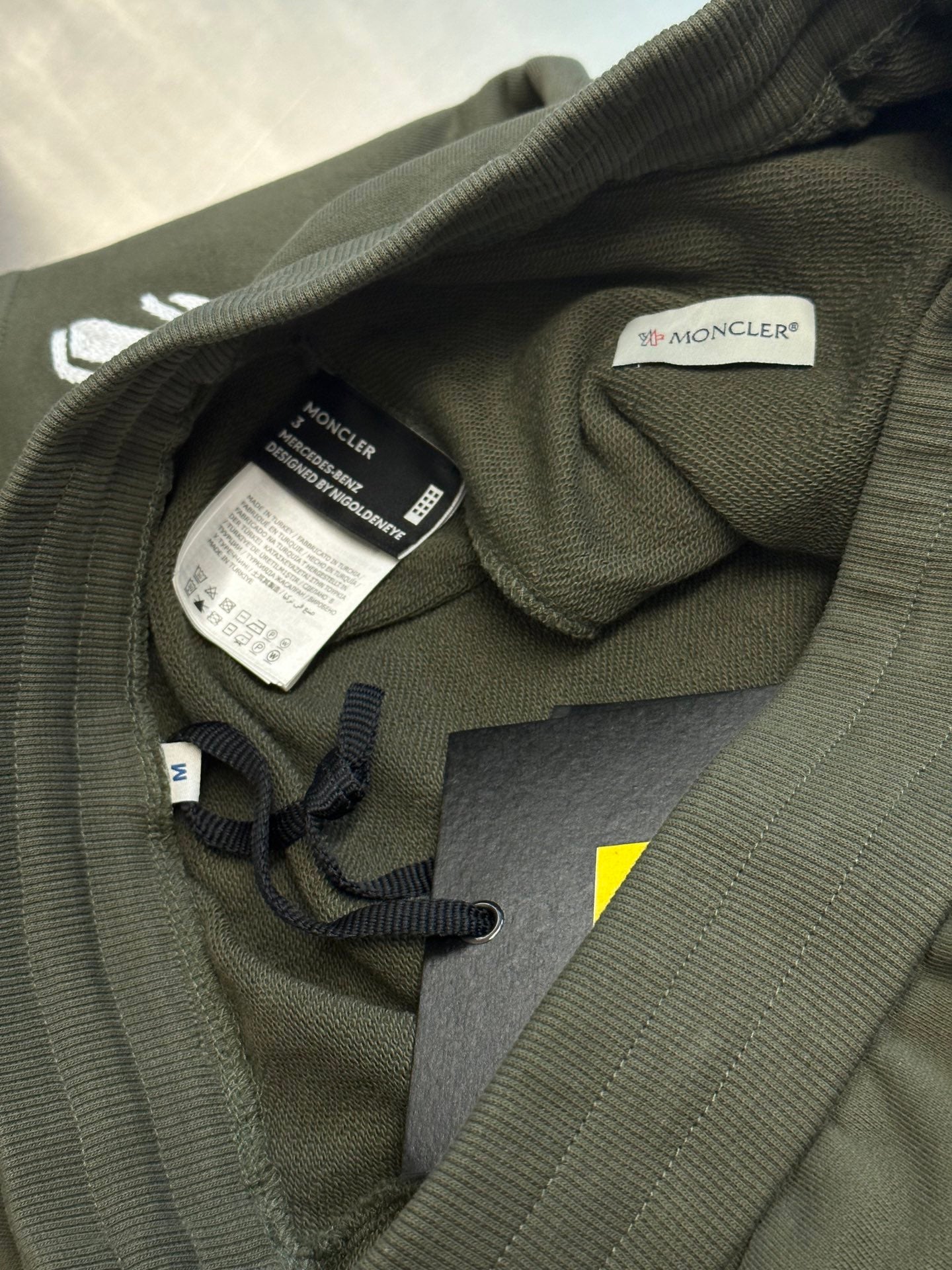 LuxluxHouse Best Quality Clothes Pants Moncler