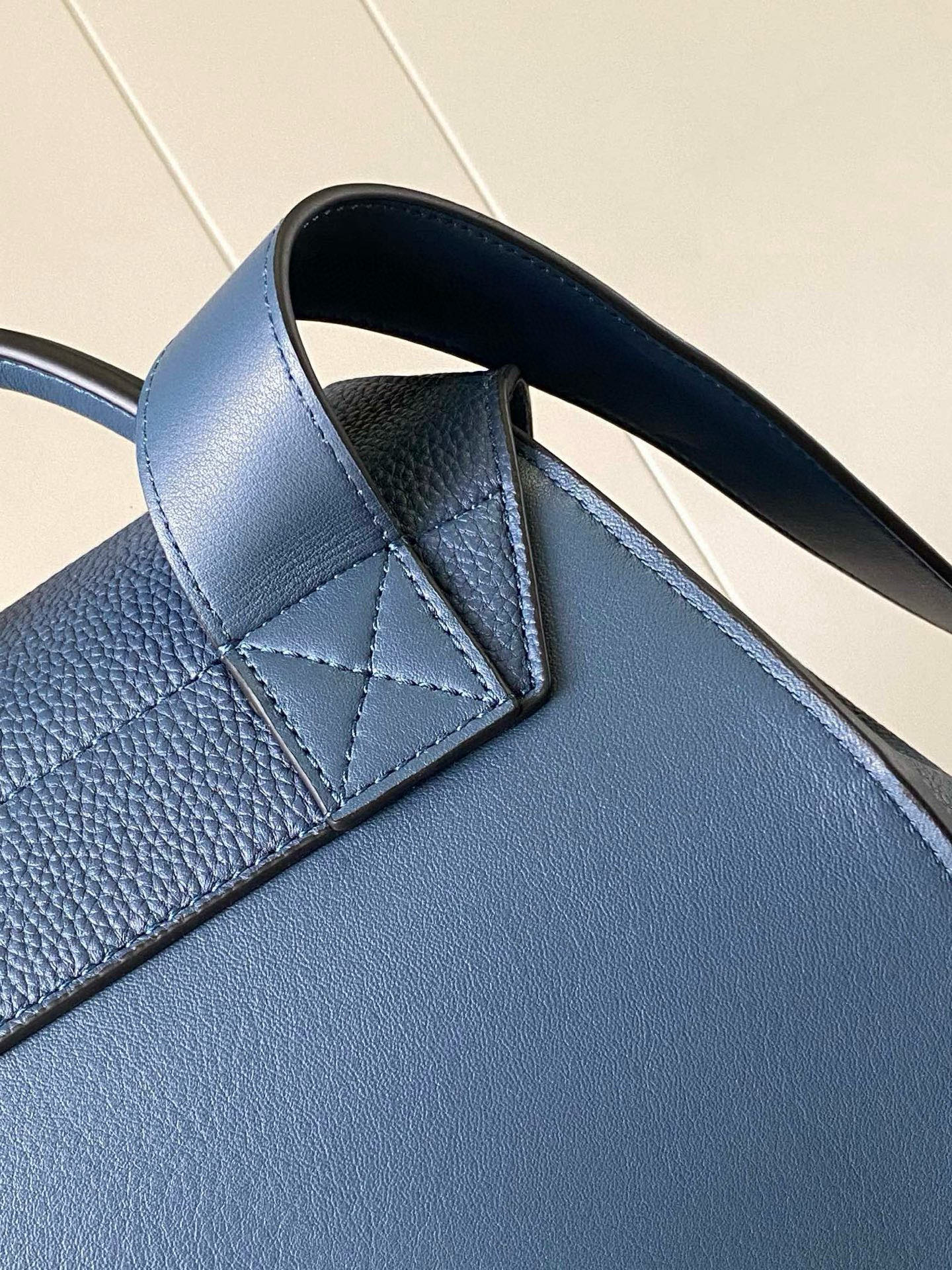 LuxluxHouse Best Quality Bags Loewe Men