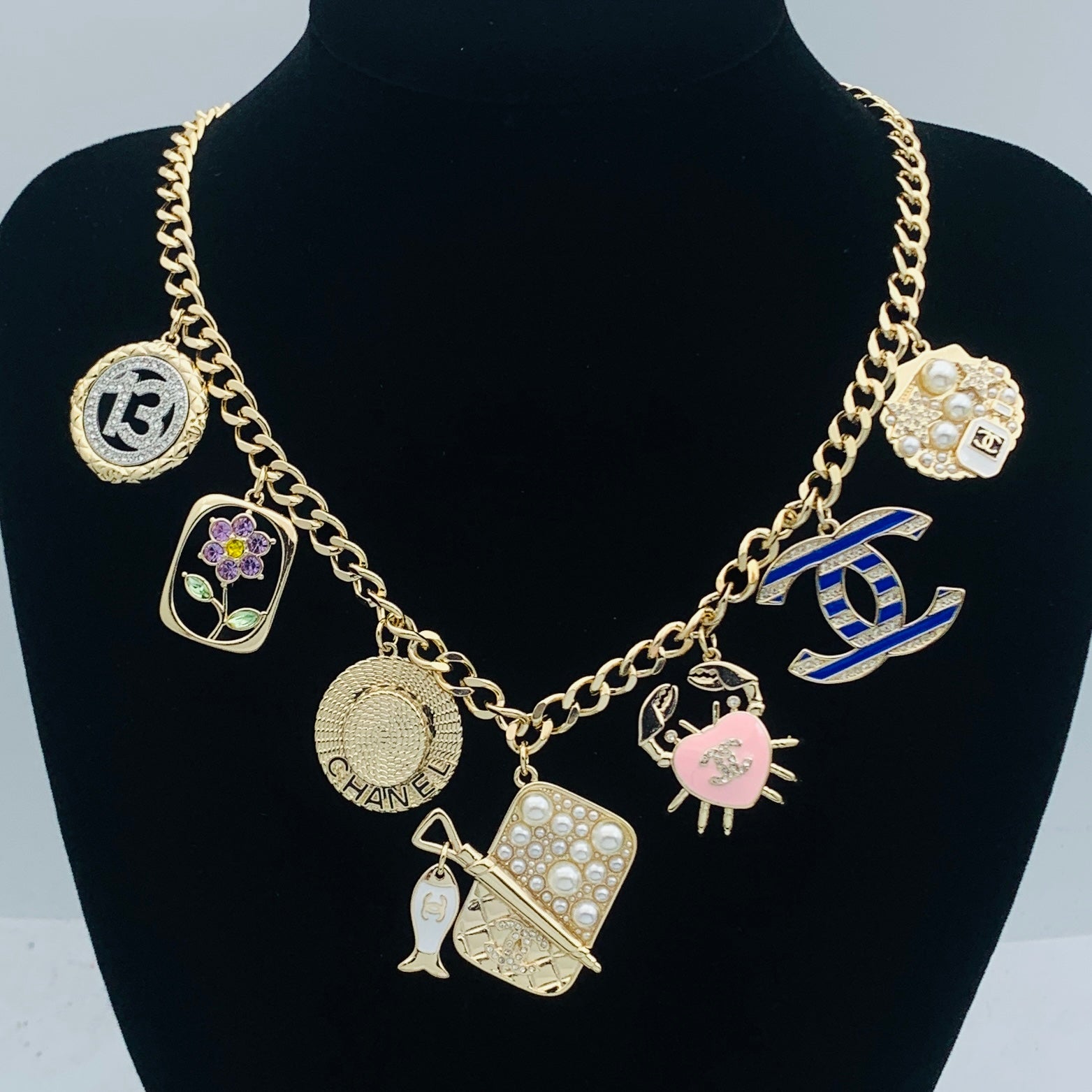 LuxluxHouse Low Price And High Quality Accessories Chanel