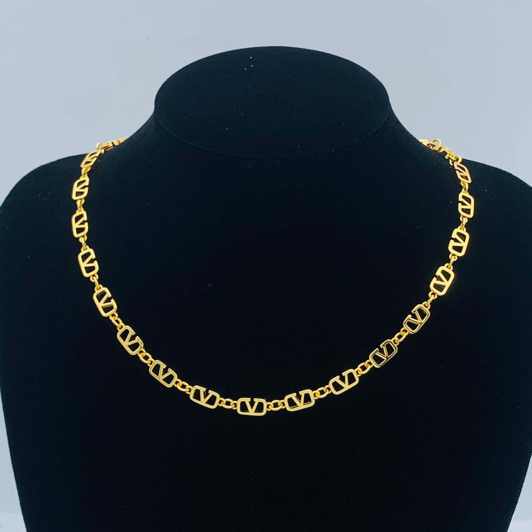 LuxluxHouse Low Price And High Quality Accessories Valentino