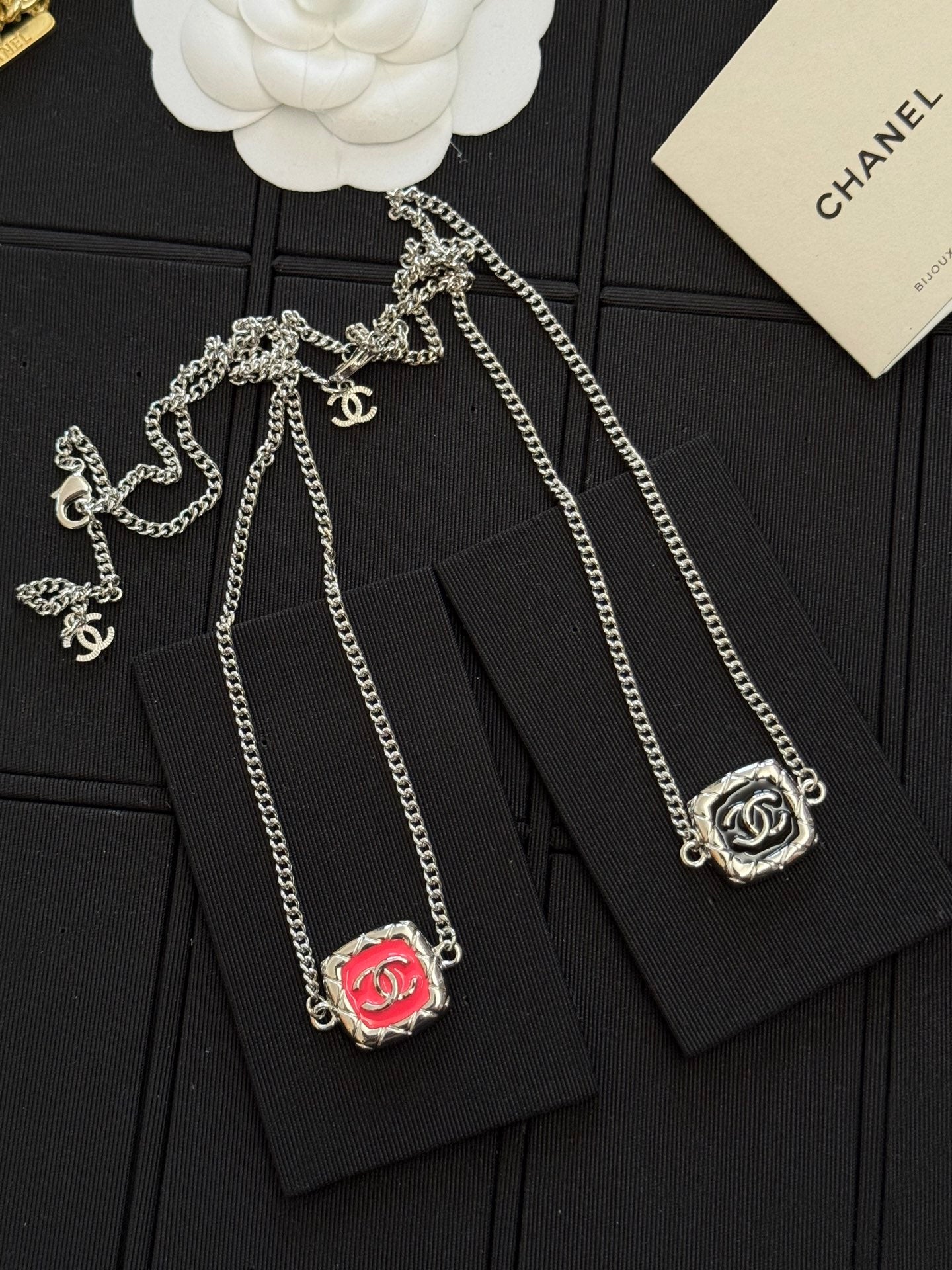 LuxluxHouse Low Price And High Quality Accessories Chanel