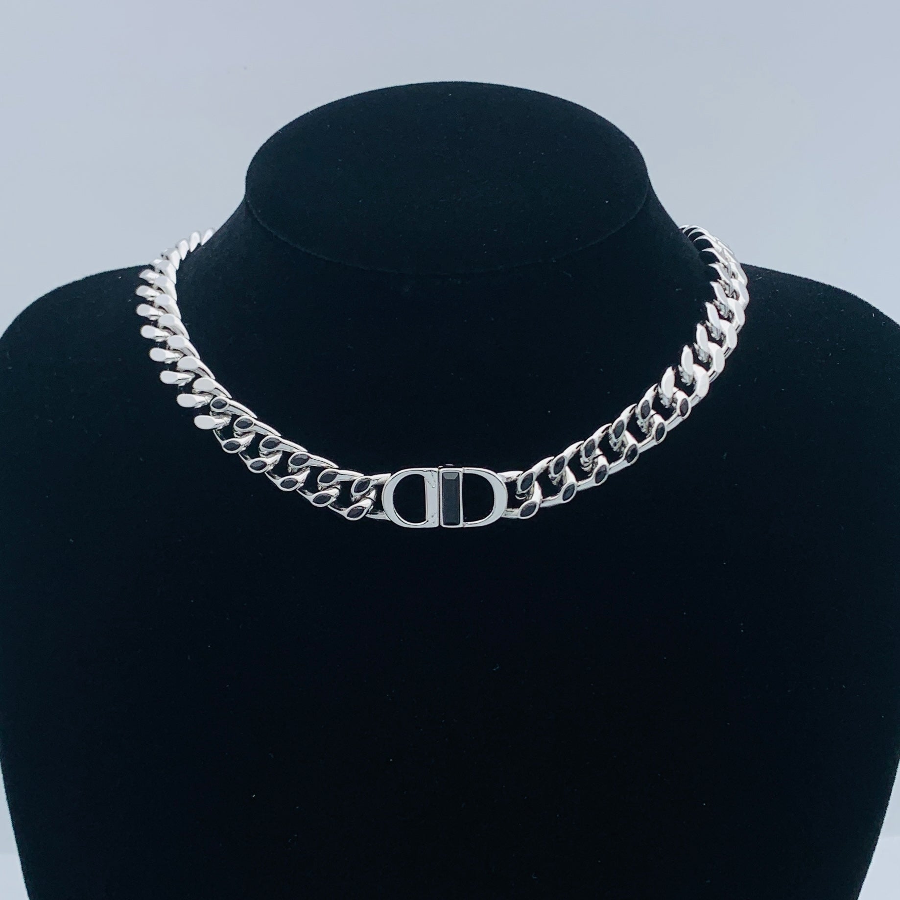 LuxluxHouse Low Price And High Quality Accessories Dior