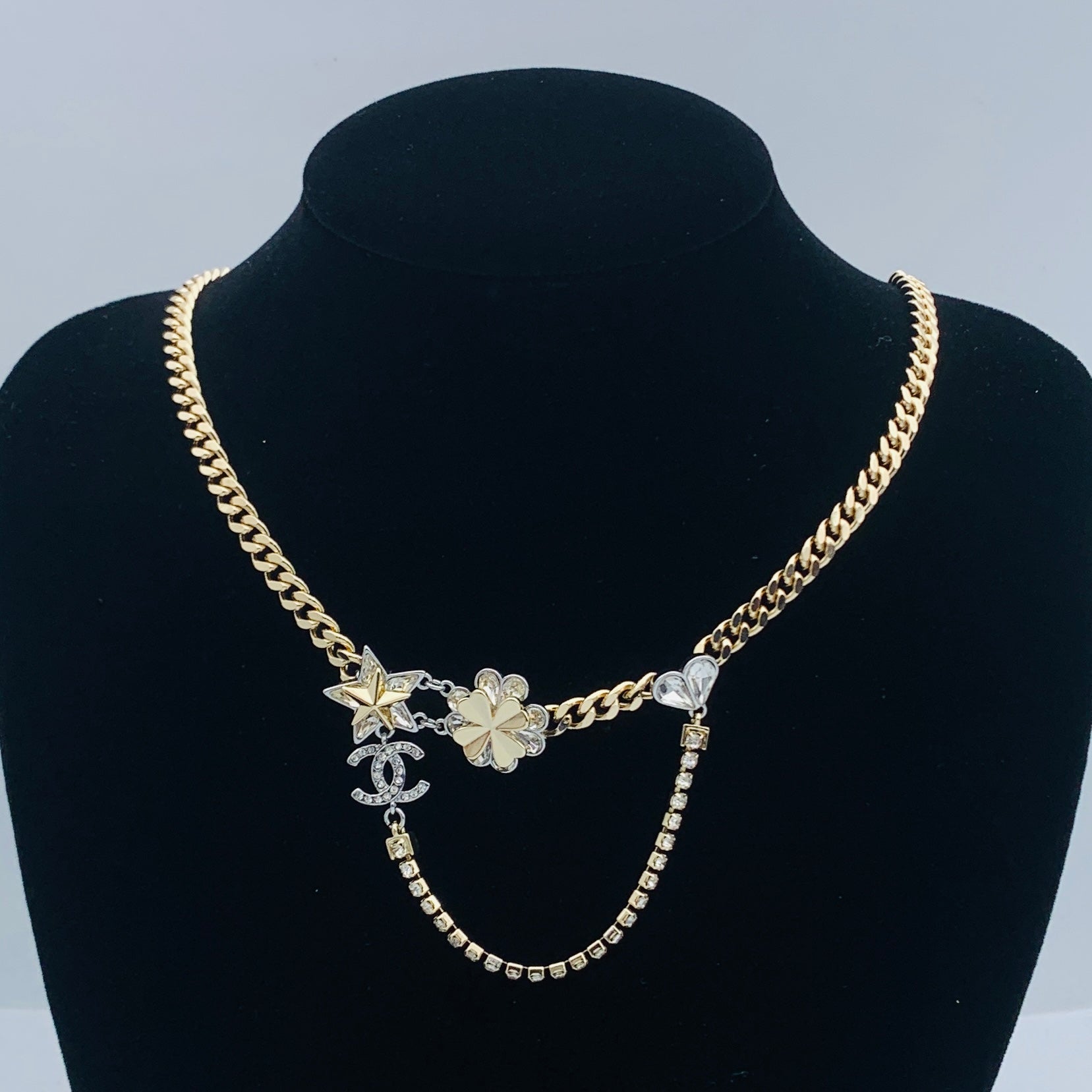 LuxluxHouse Low Price And High Quality Accessories Chanel