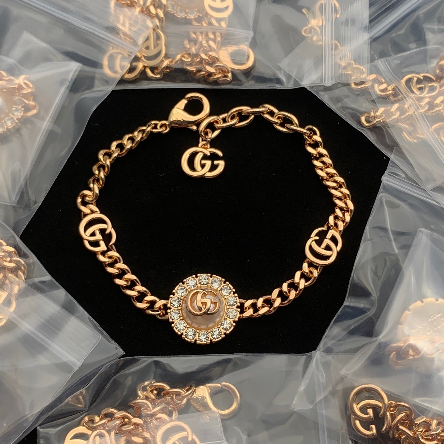 LuxluxHouse Low Price And High Quality Accessories Gucci