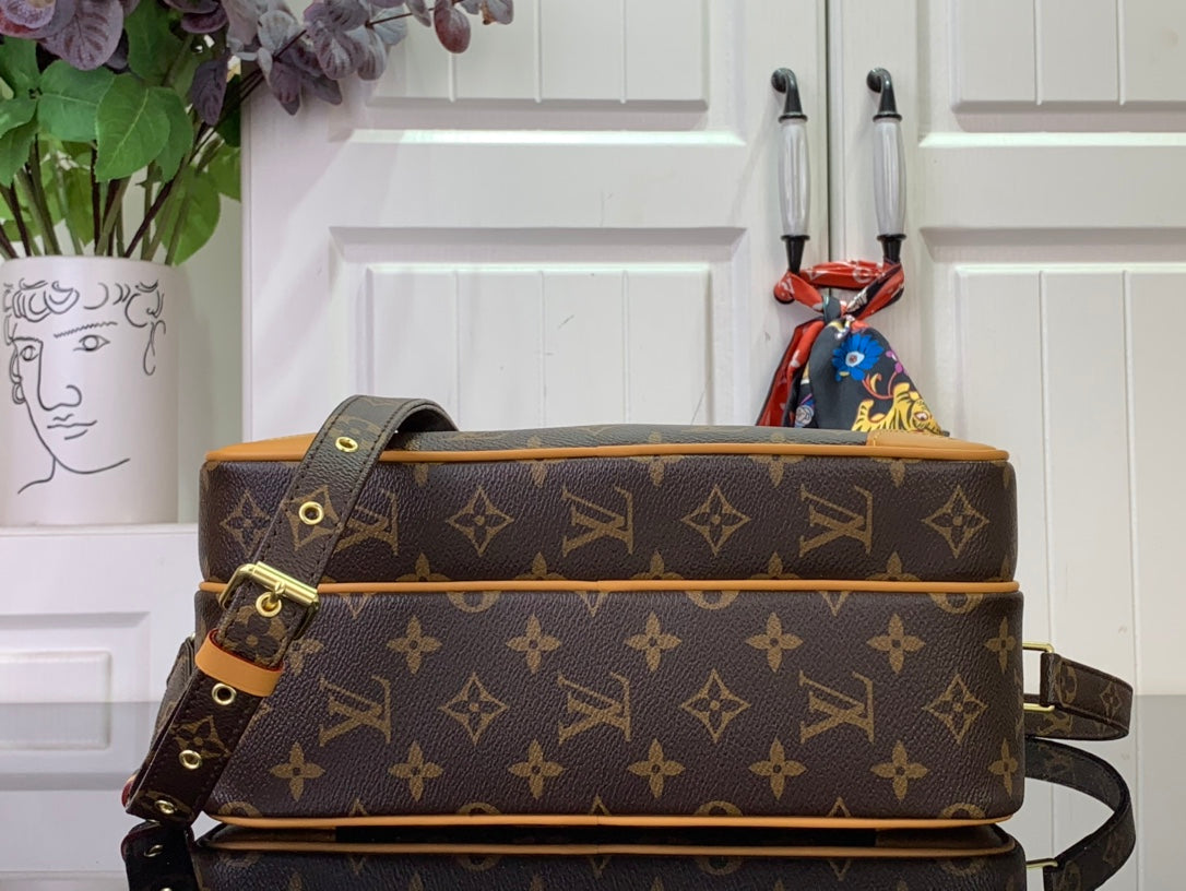 LuxluxHouse Best Quality Bags Louis Vuitton Men