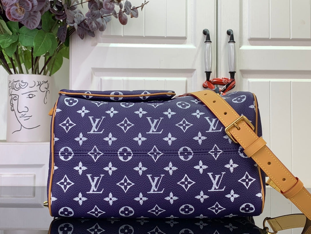 LuxluxHouse Best Quality Bags Louis Vuitton Women Men