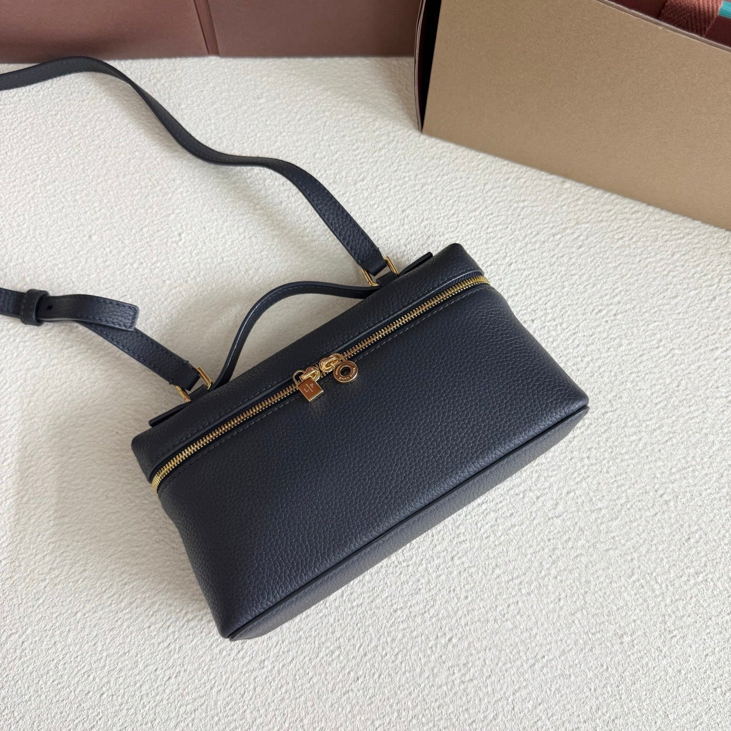 LuxluxHouse Best Quality Bags Loro Piana Women