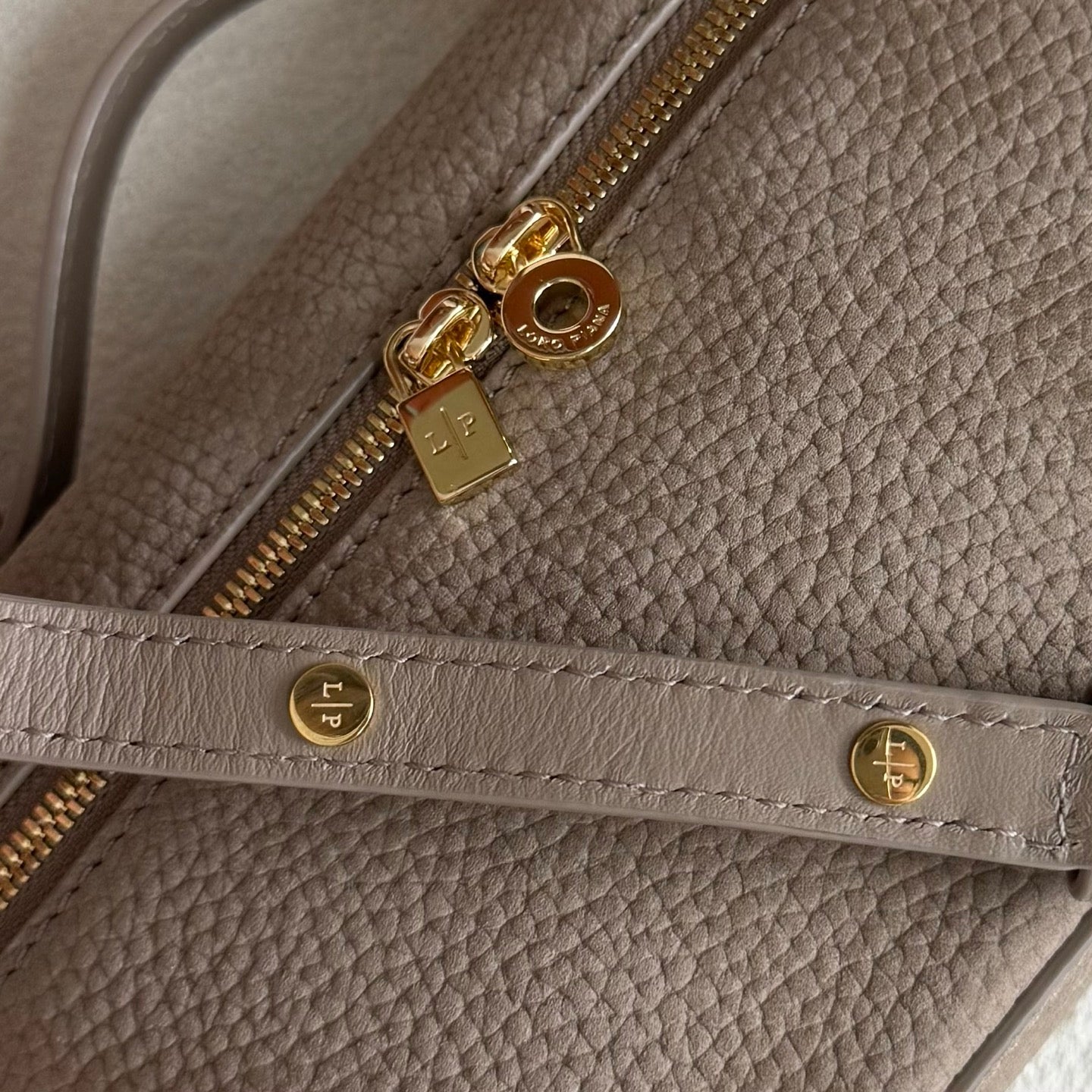 LuxluxHouse Best Quality Bags Loro Piana Women