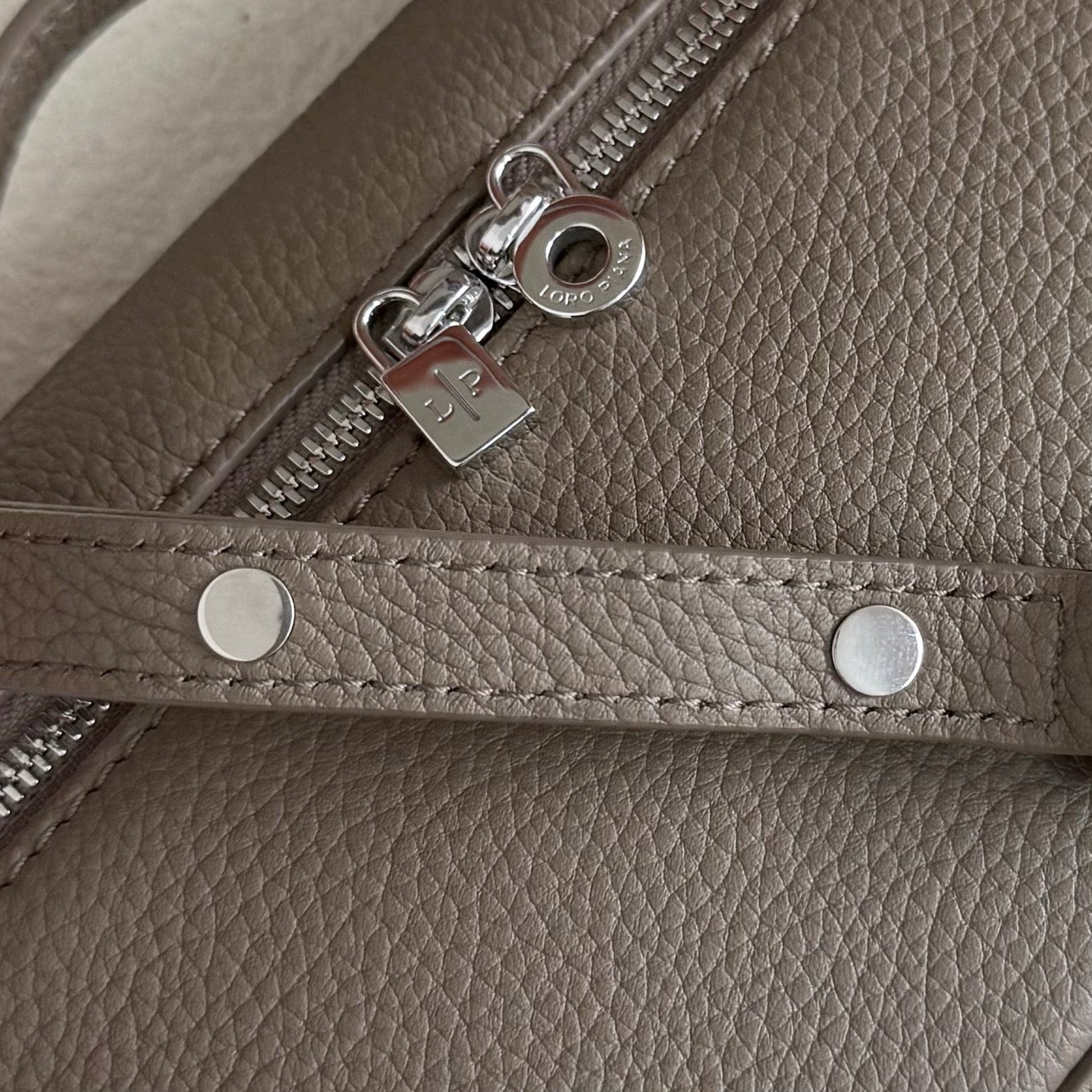 LuxluxHouse Best Quality Bags Loro Piana Women
