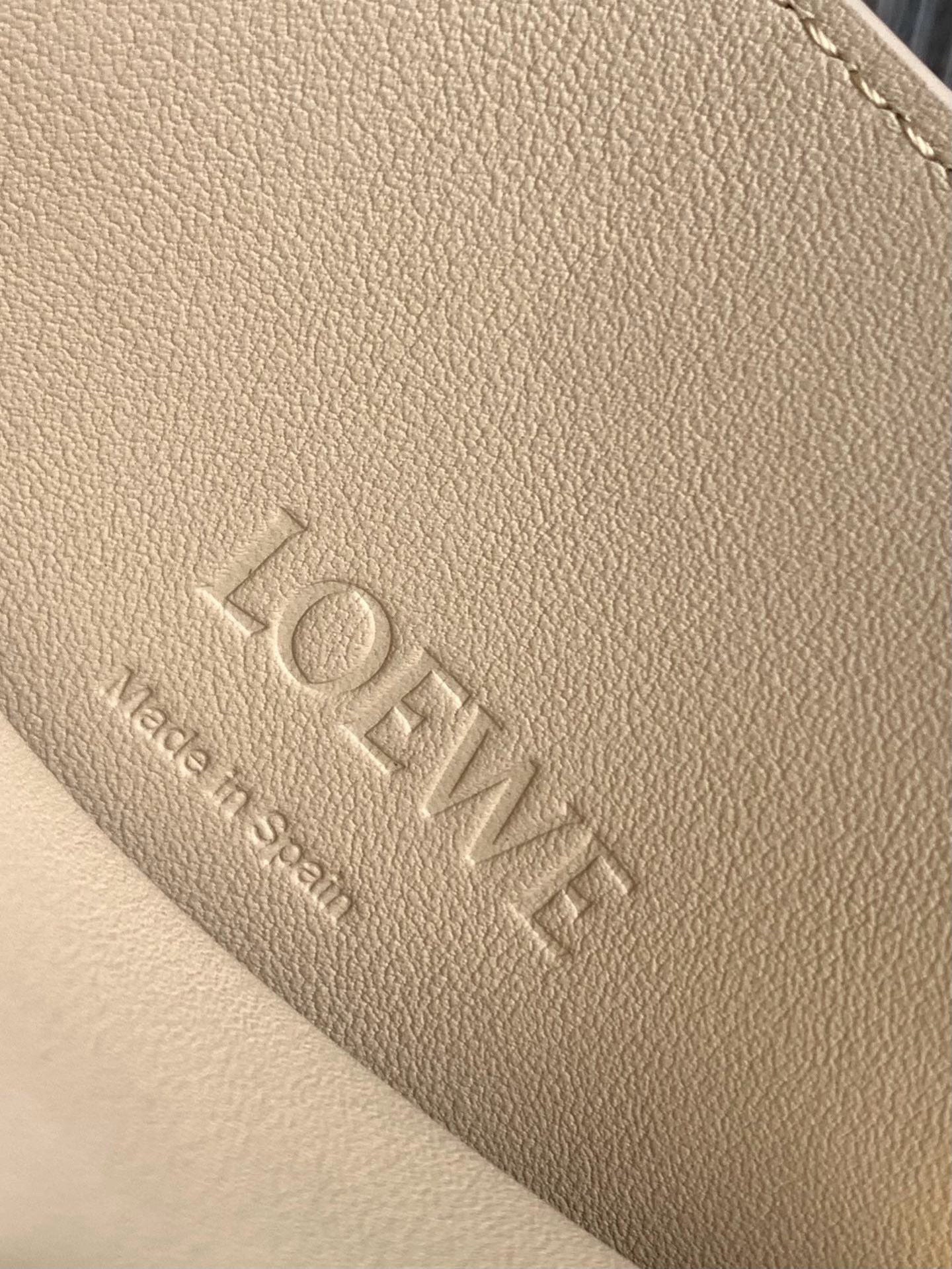 LuxluxHouse Best Quality Bags Loewe