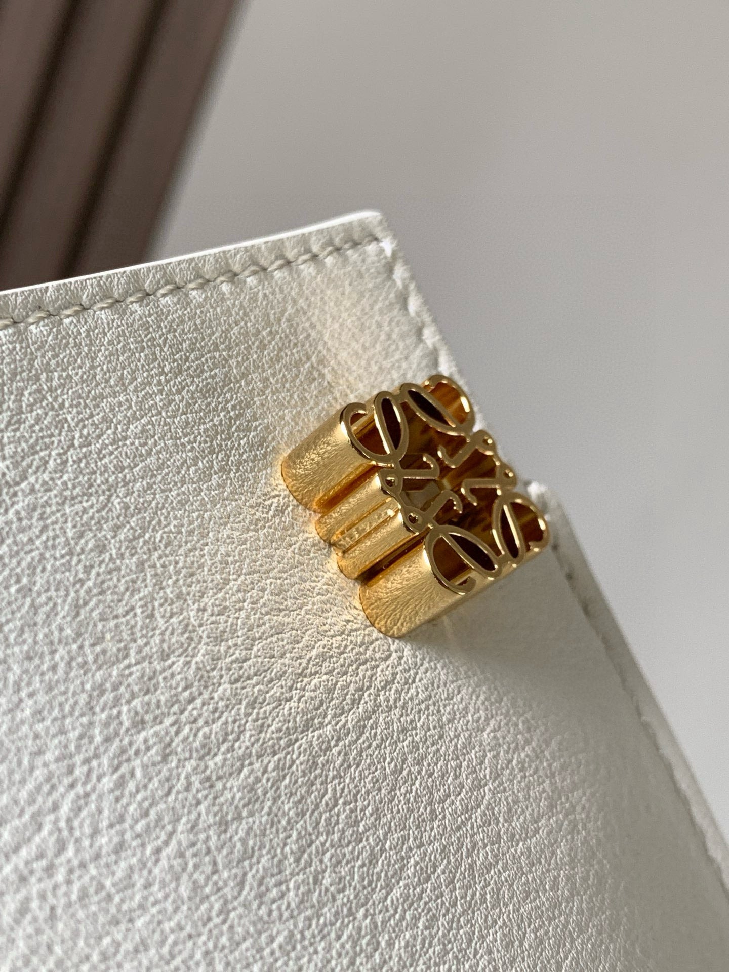 LuxluxHouse Best Quality Bags Loewe
