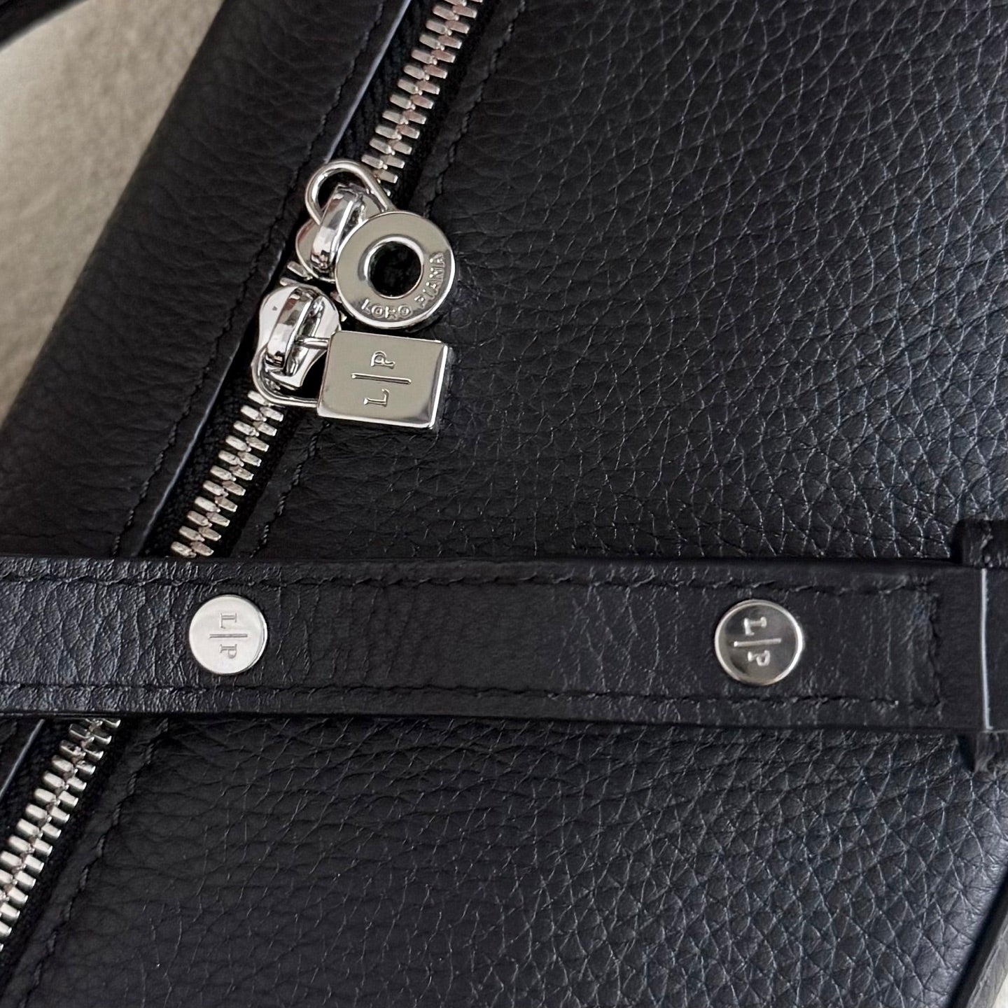 LuxluxHouse Best Quality Bags Loro Piana Women