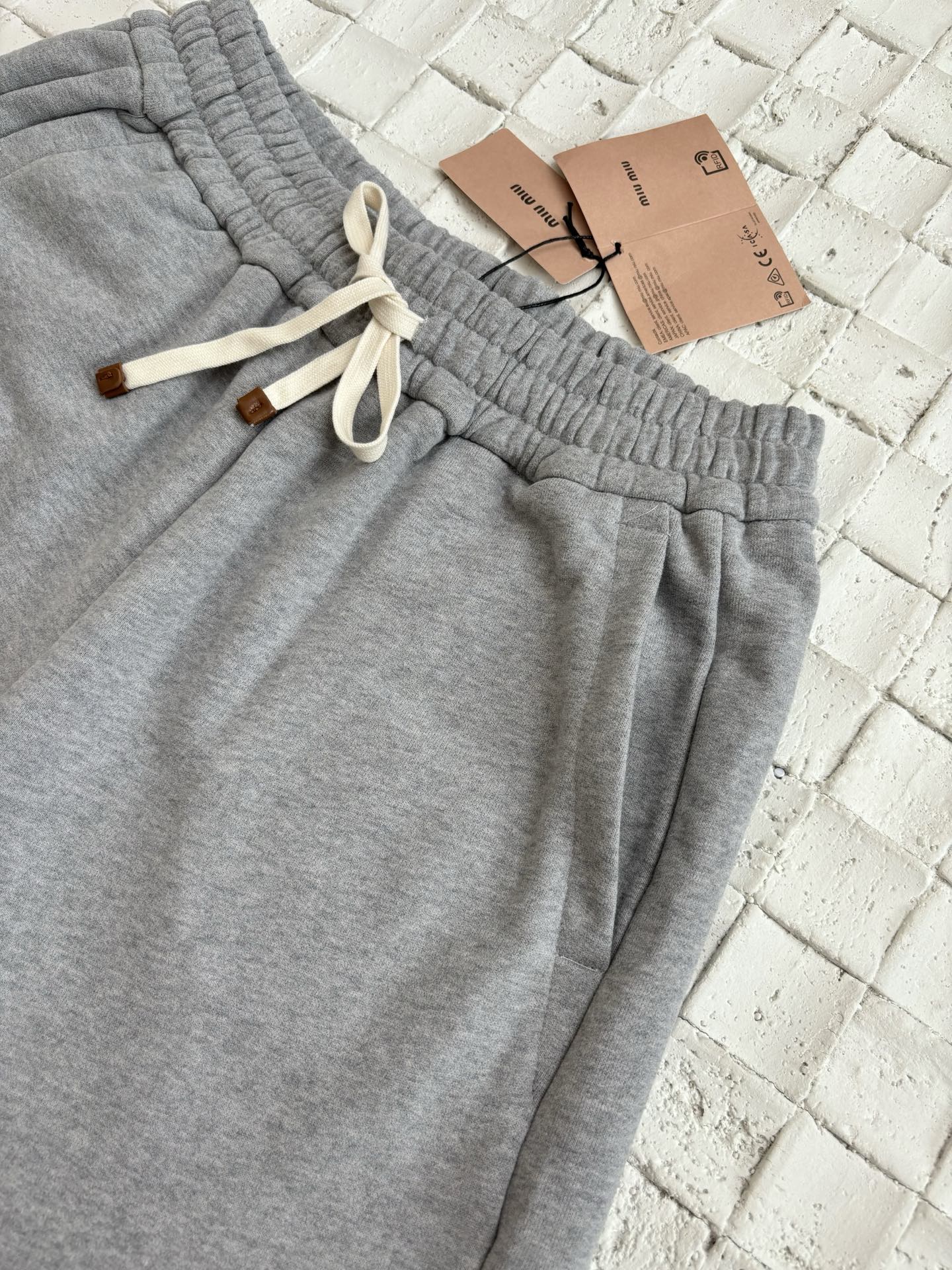 LuxluxHouse Best Quality Clothes Miu Miu Pants