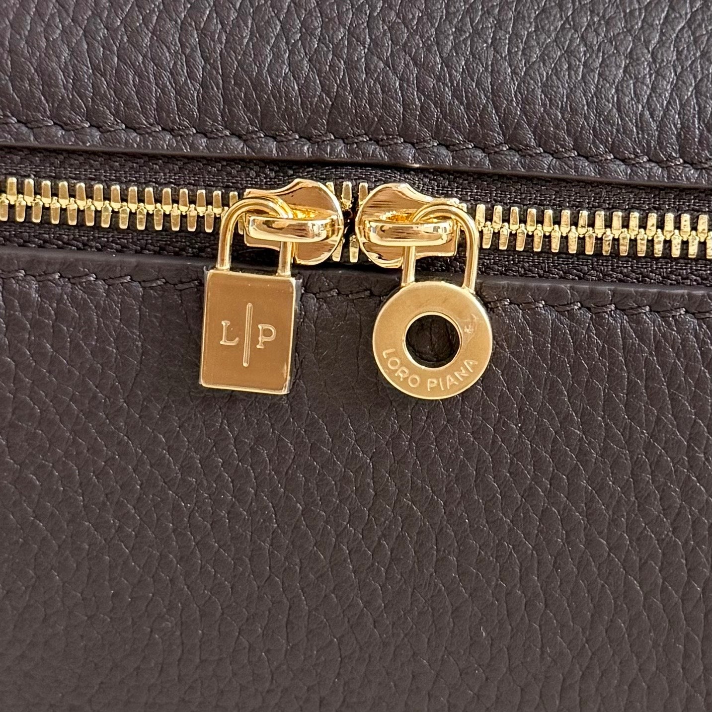 LuxluxHouse Best Quality Bags Loro Piana Women