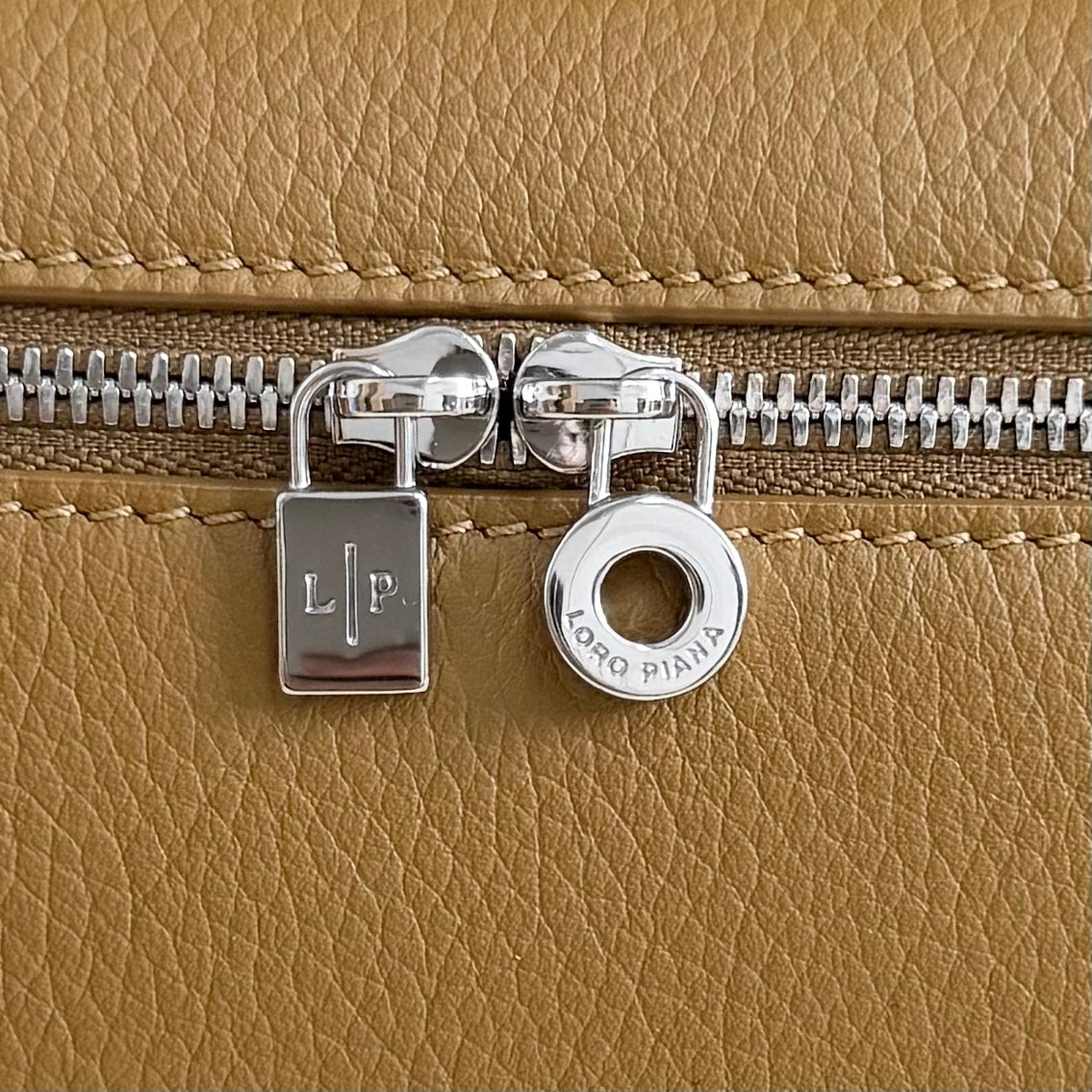 LuxluxHouse Best Quality Bags Loro Piana Women