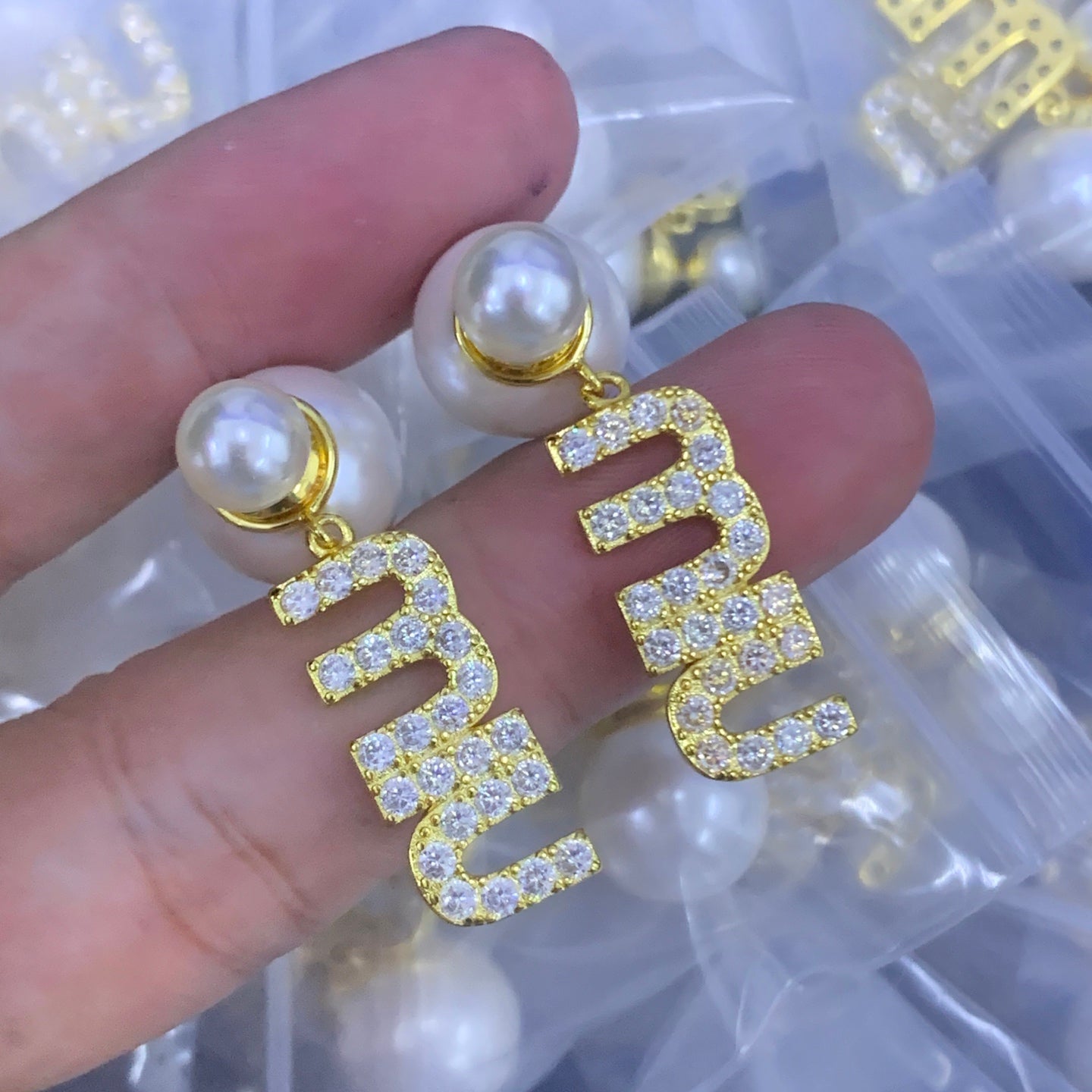 LuxluxHouse Low Price And High Quality Accessories Miu Miu