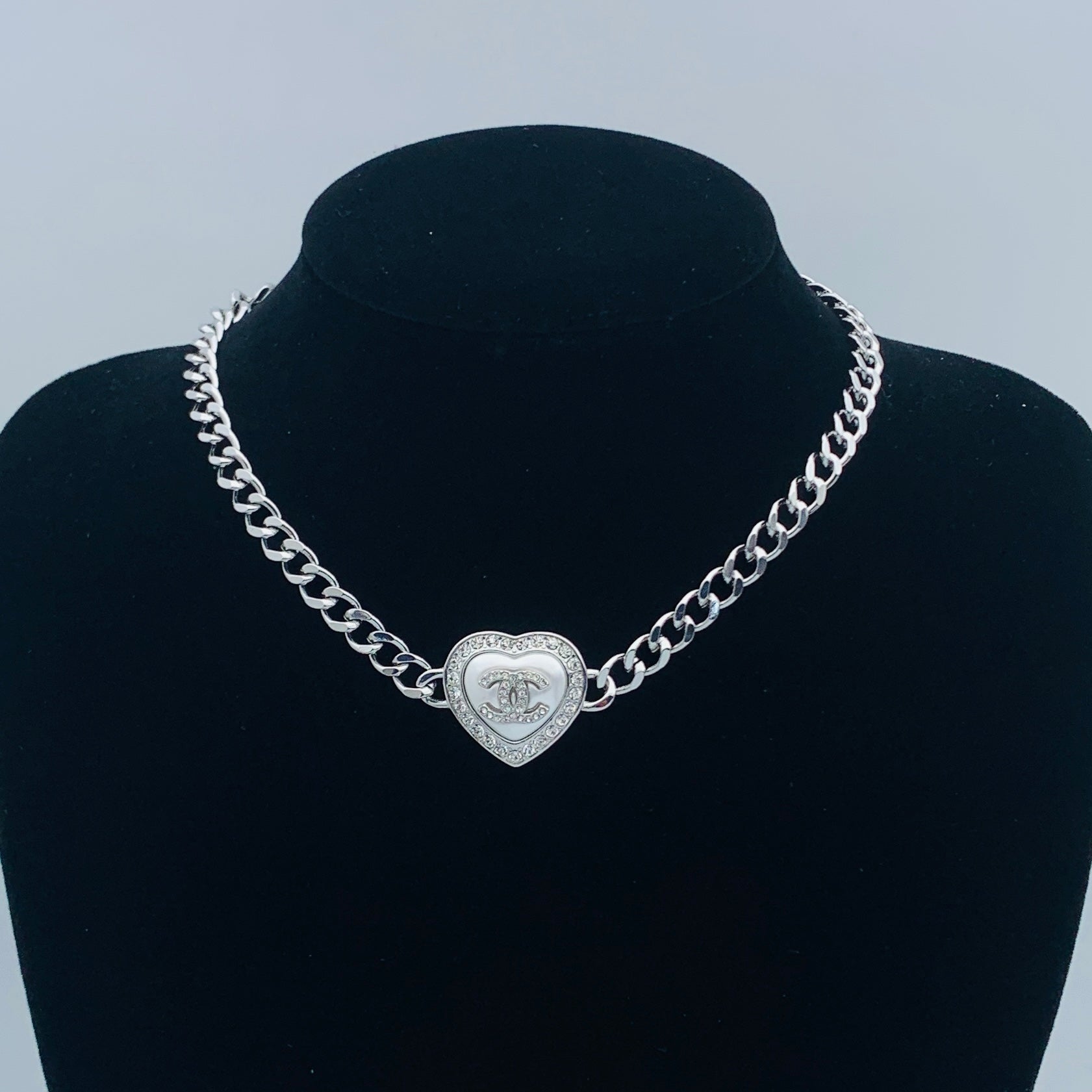 LuxluxHouse Low Price And High Quality Accessories Chanel