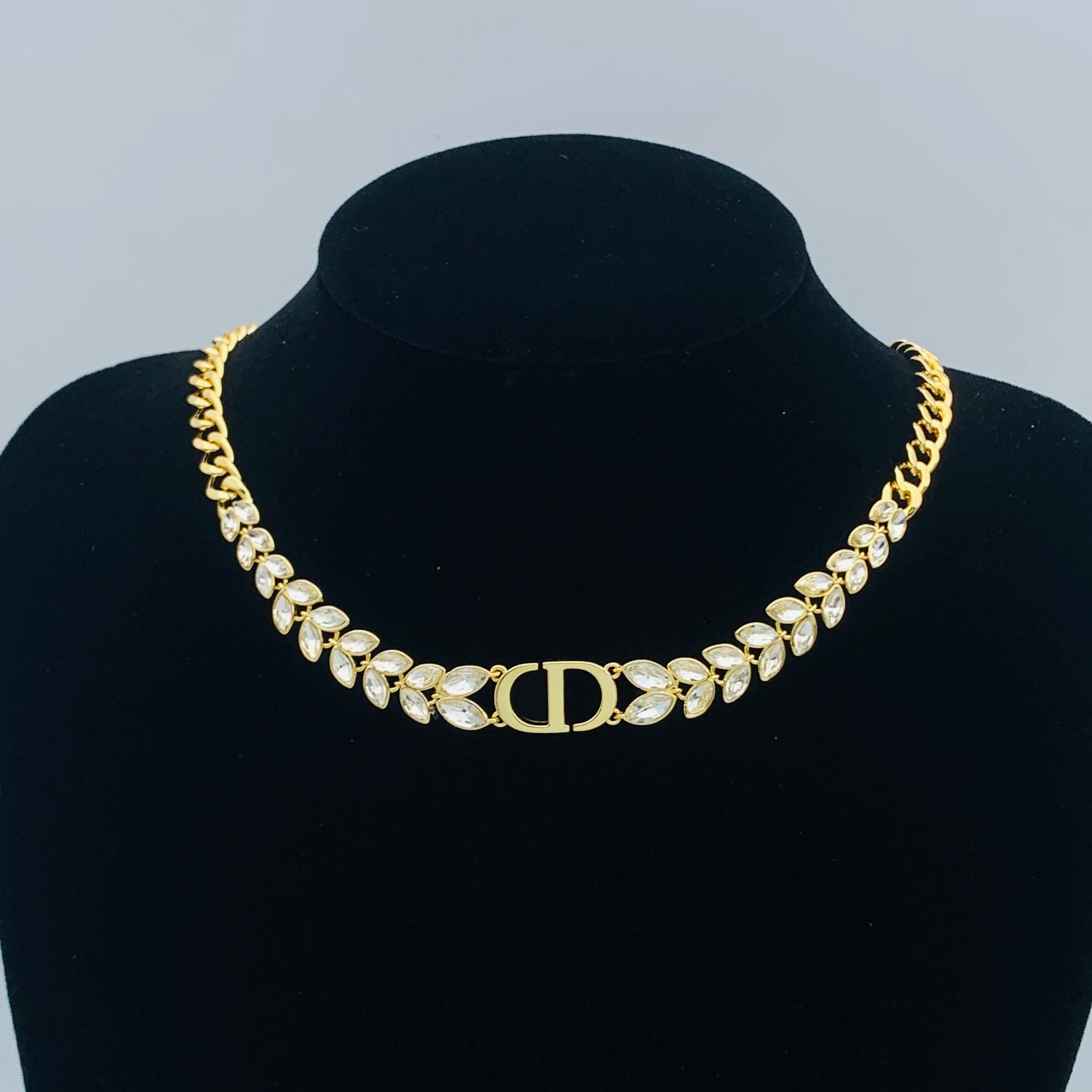LuxluxHouse Low Price And High Quality Accessories Dior