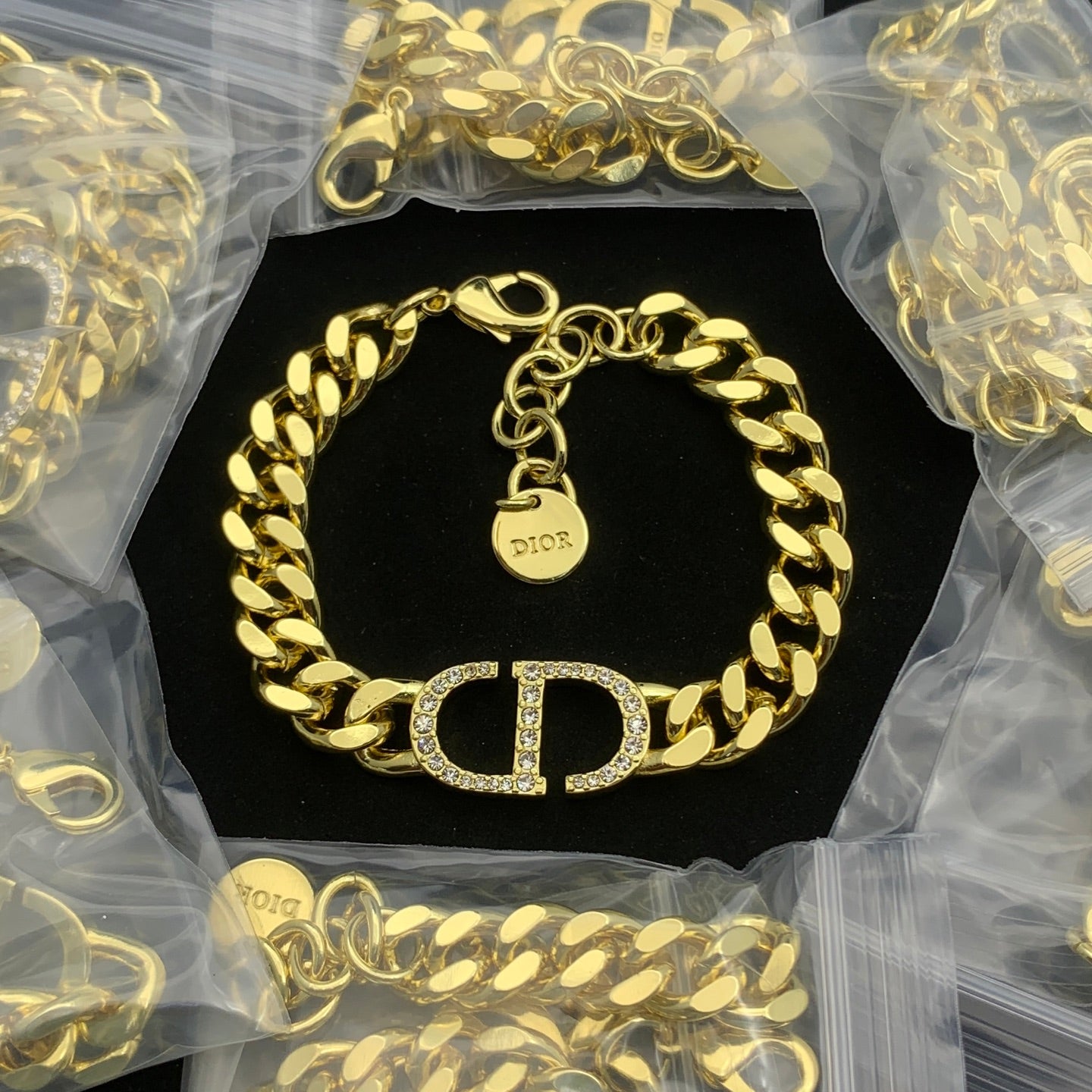 LuxluxHouse Low Price And High Quality Accessories Dior