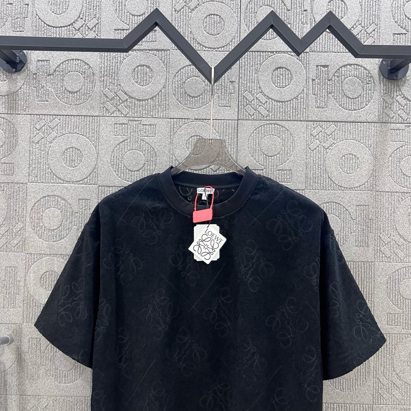 LuxluxHouse Best Quality Clothes T-shirt Loewe