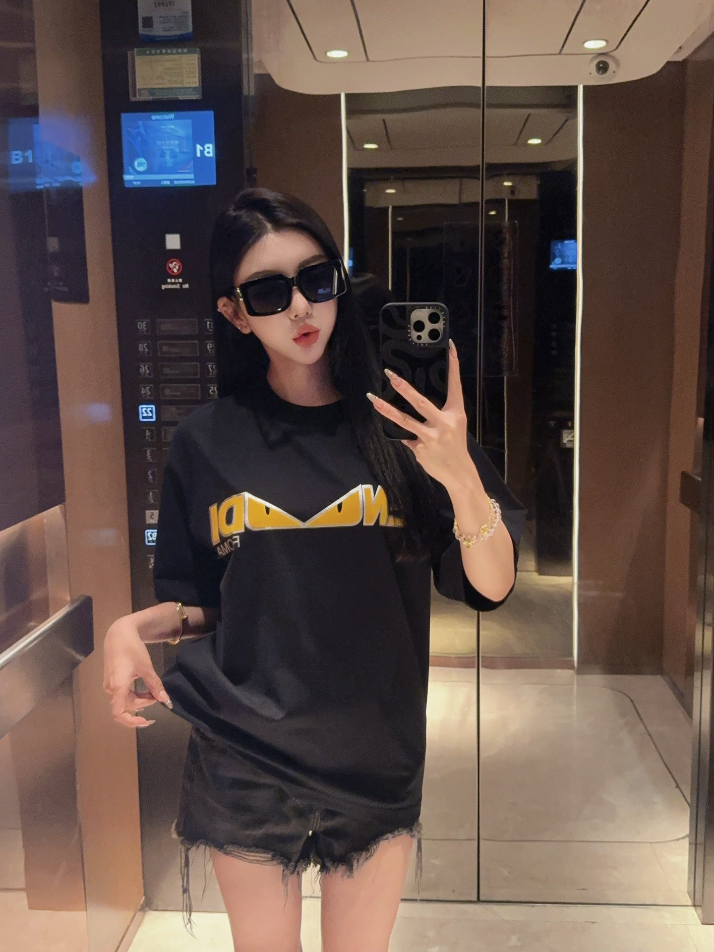 LuxluxHouse Best Quality Clothes Fendi T-shirt