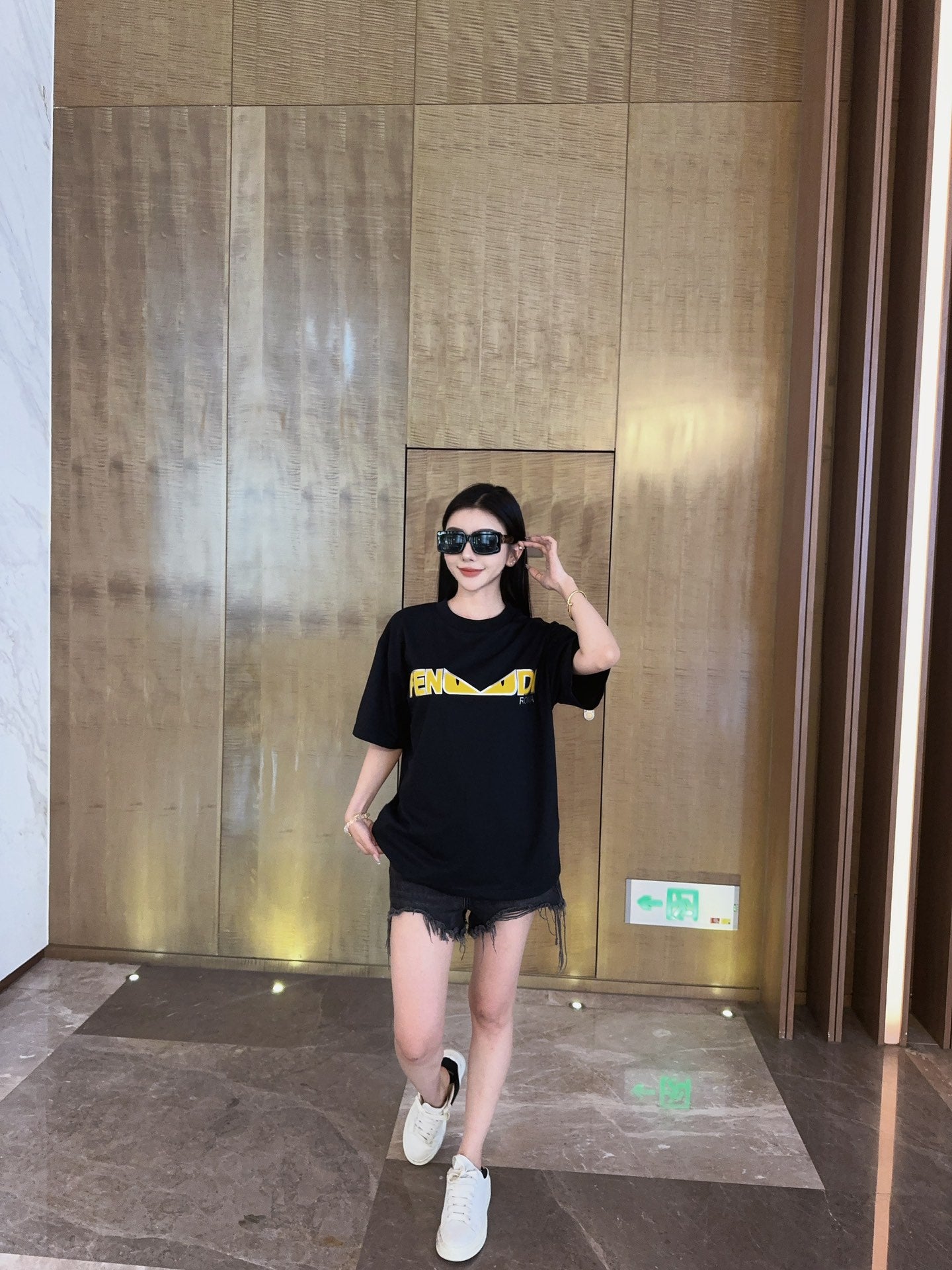 LuxluxHouse Best Quality Clothes Fendi T-shirt