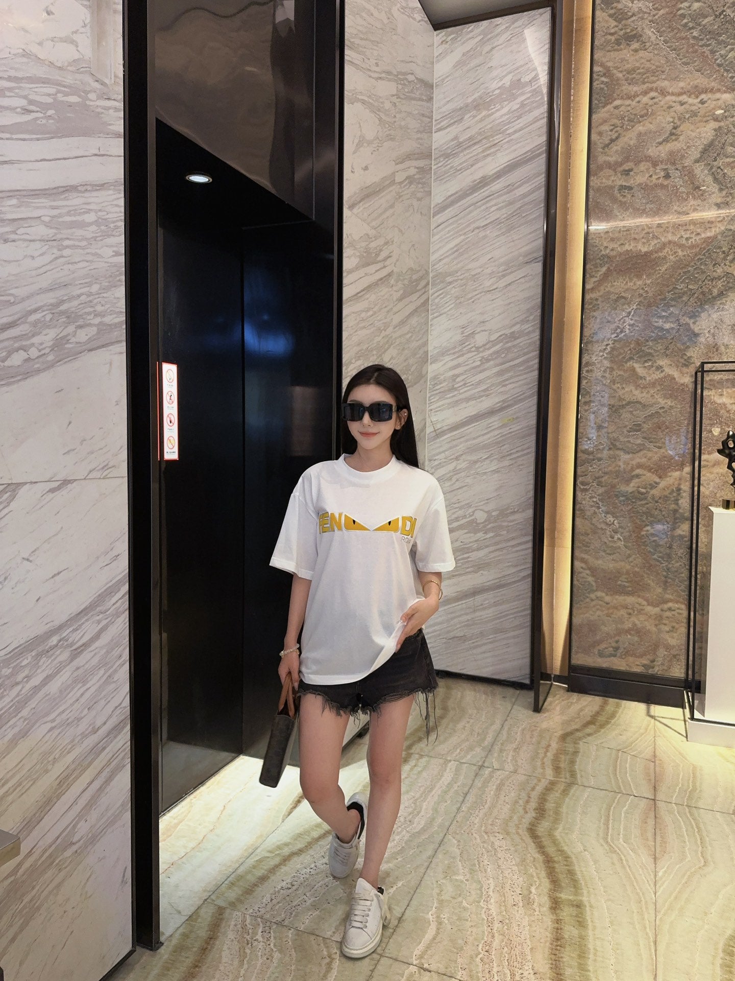 LuxluxHouse Best Quality Clothes Fendi T-shirt