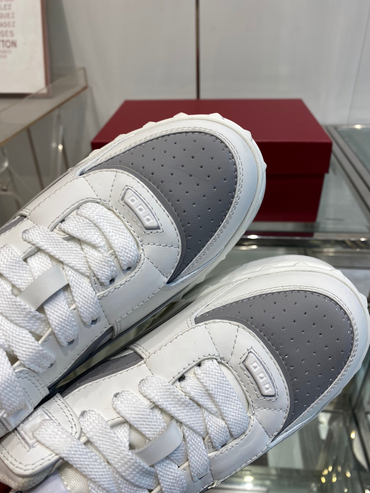 LuxluxHouse Best Quality Valentino Women Shoes