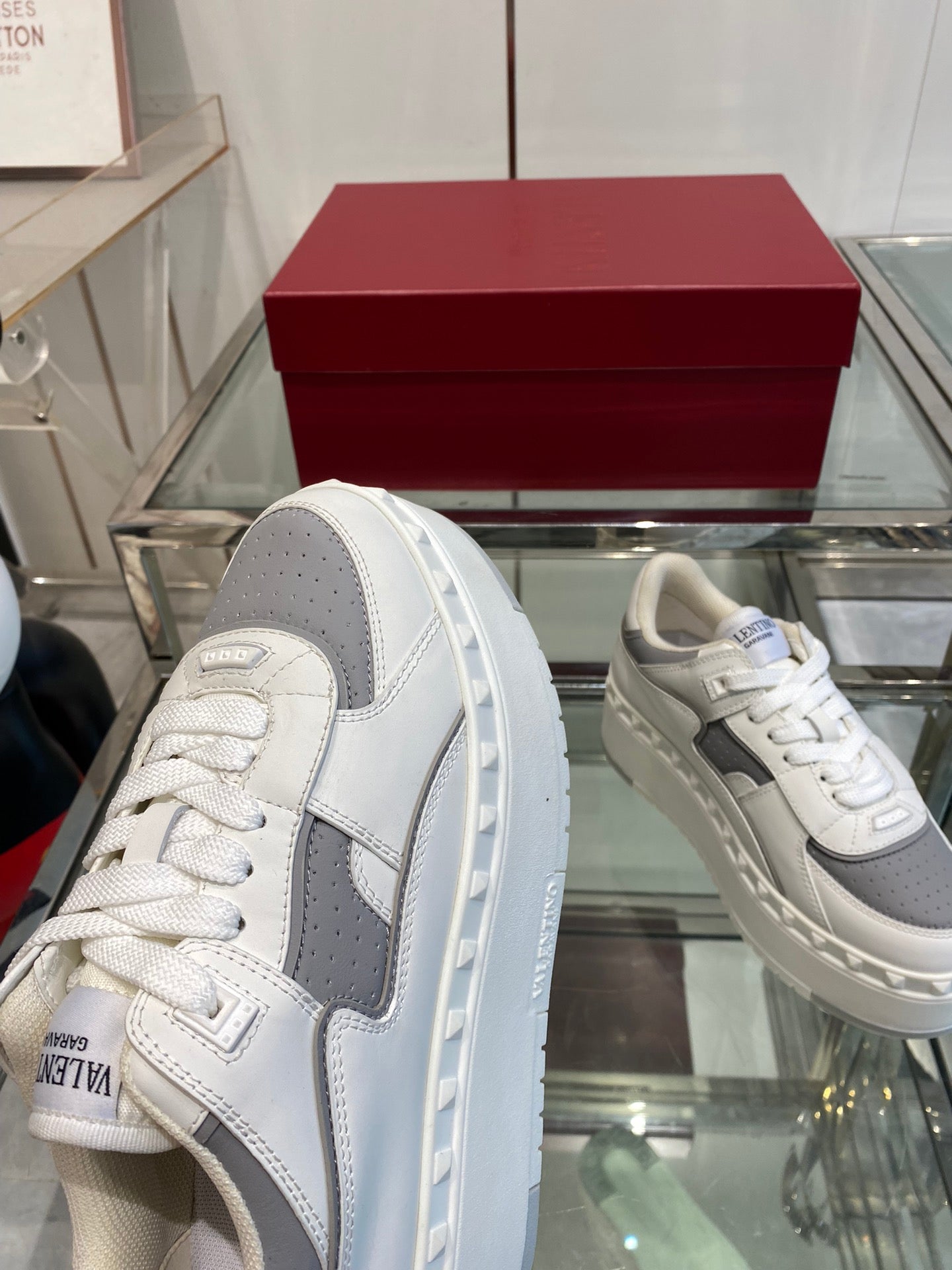 LuxluxHouse Best Quality Valentino Women Shoes