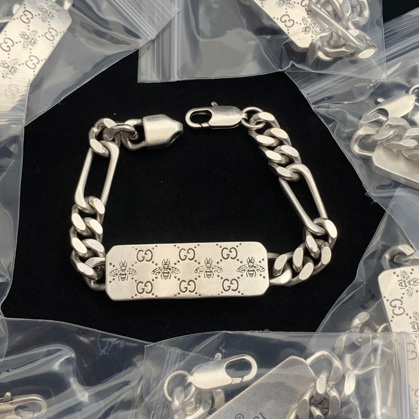 LuxluxHouse Low Price And High Quality Accessories Gucci
