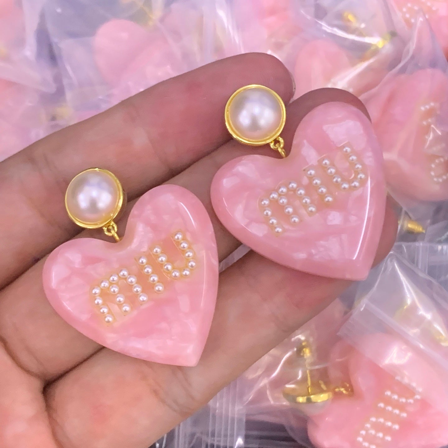 LuxluxHouse Low Price And High Quality Accessories Miu Miu