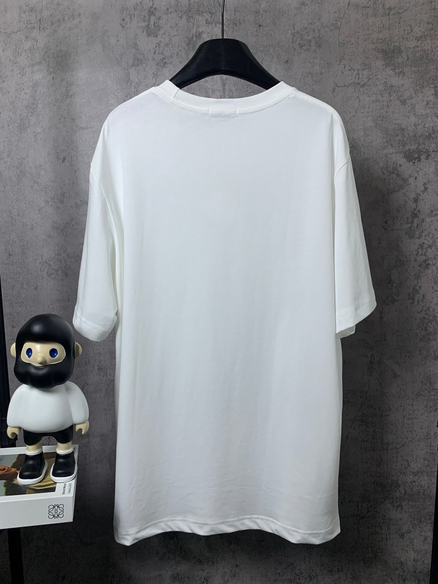 LuxluxHouse Best Quality Clothes T-shirt Loewe